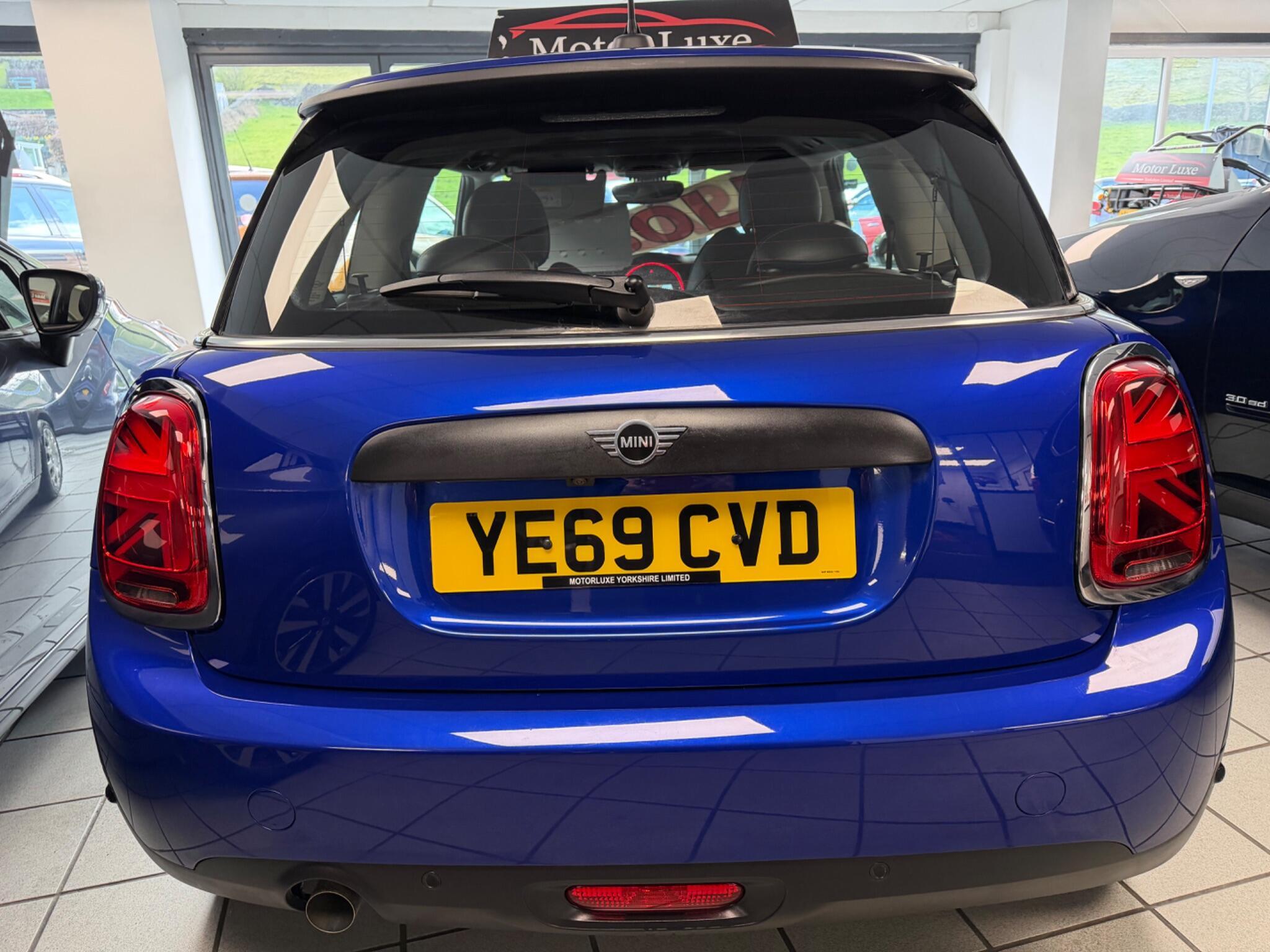 MINI Hatch - Image 12