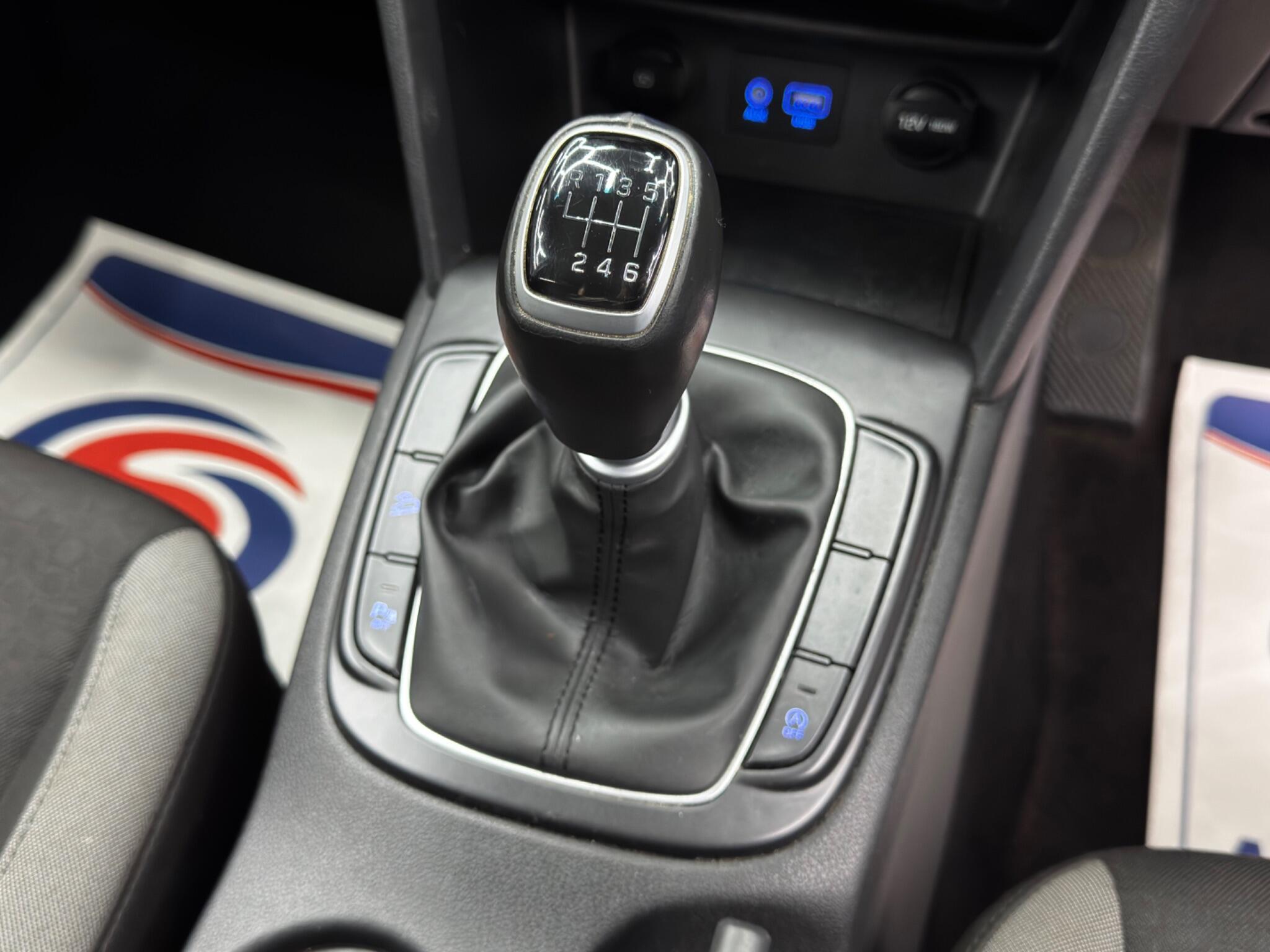 Hyundai Kona - Image 25