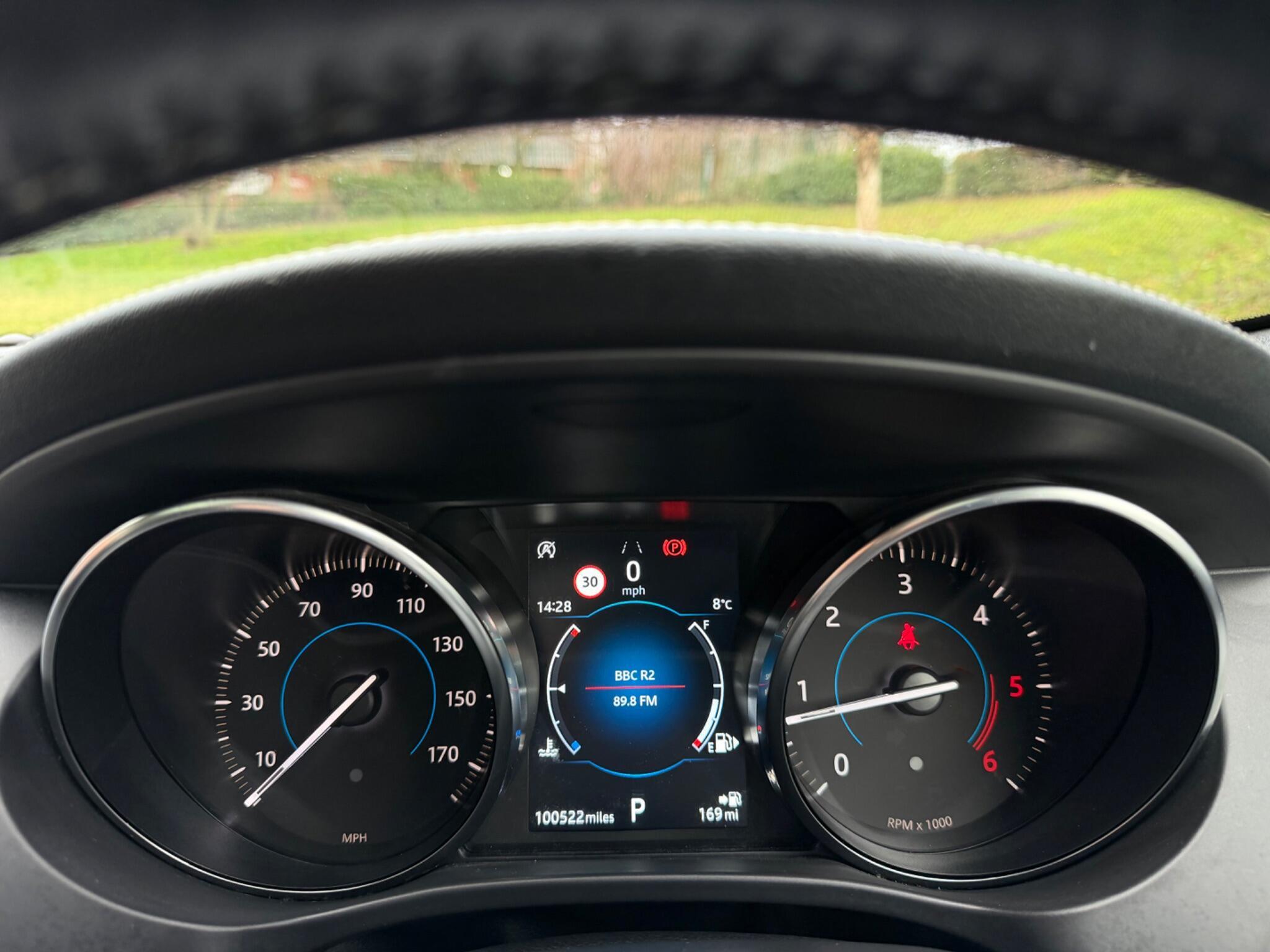 Jaguar F-Pace - Image 62