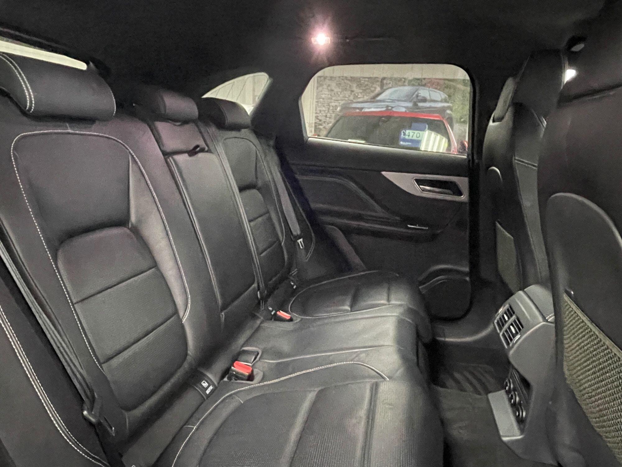 Jaguar F-Pace - Image 27