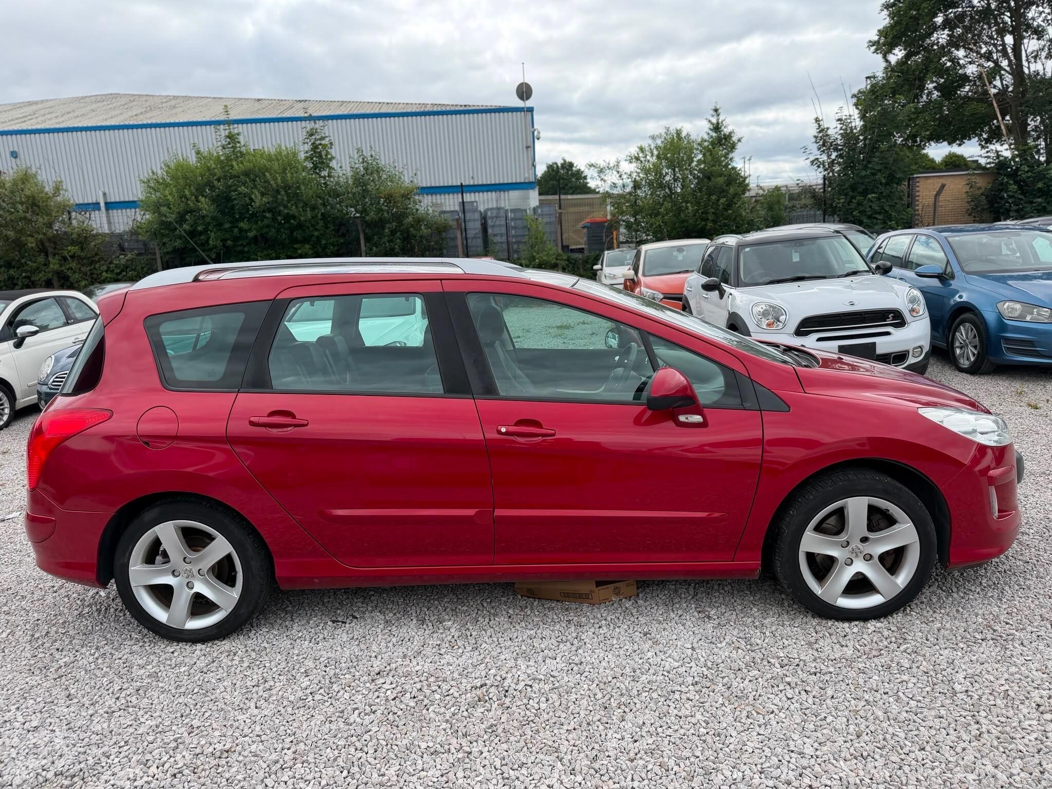 Peugeot 308 SW - Image 7