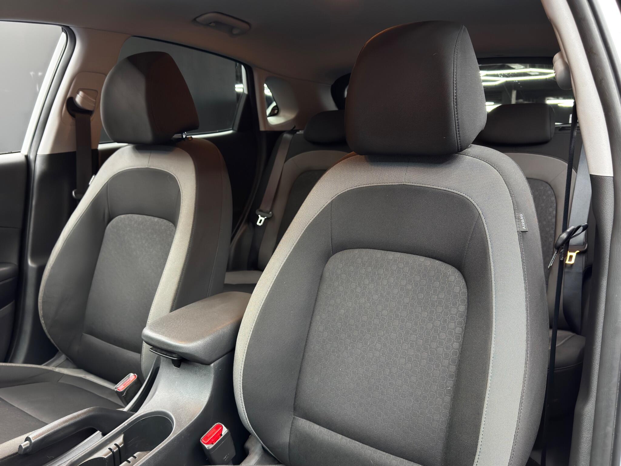 Hyundai Kona - Image 14