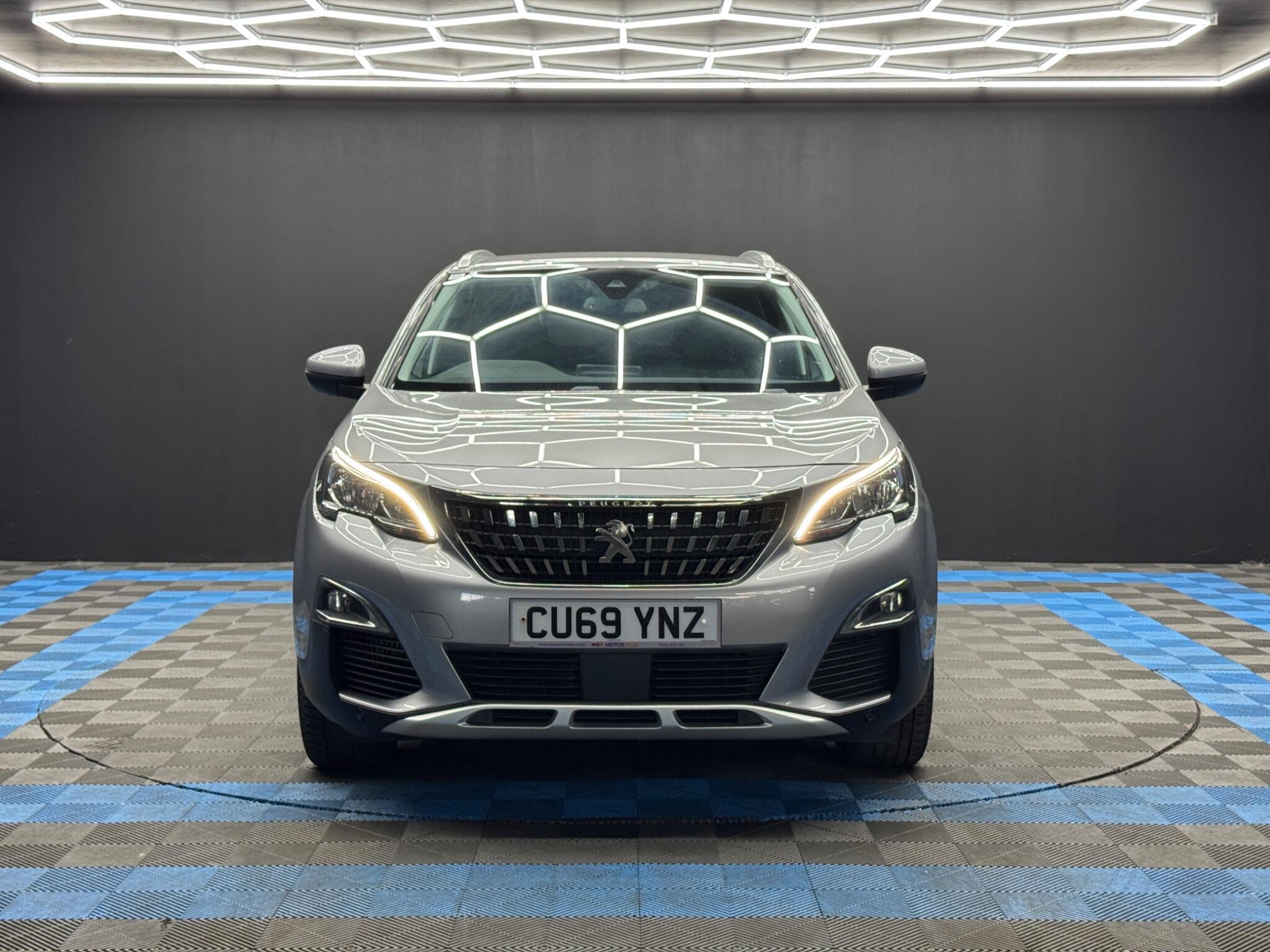 Peugeot 3008 - Image 2