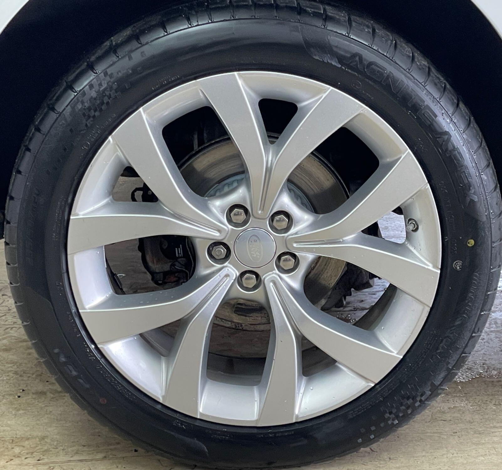 Land Rover DISCOVERY SPORT - Image 14