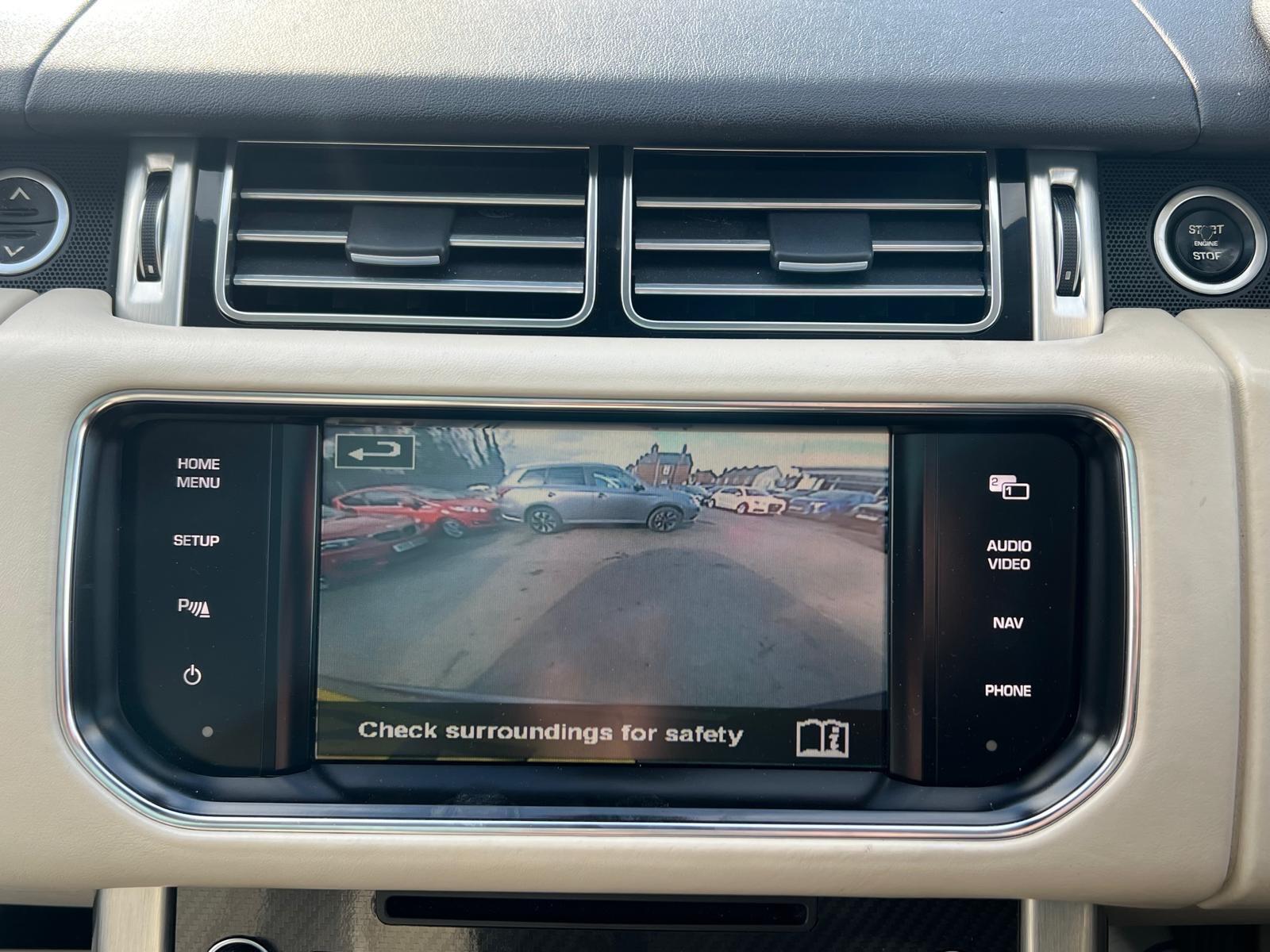 Land Rover Range Rover - Image 54