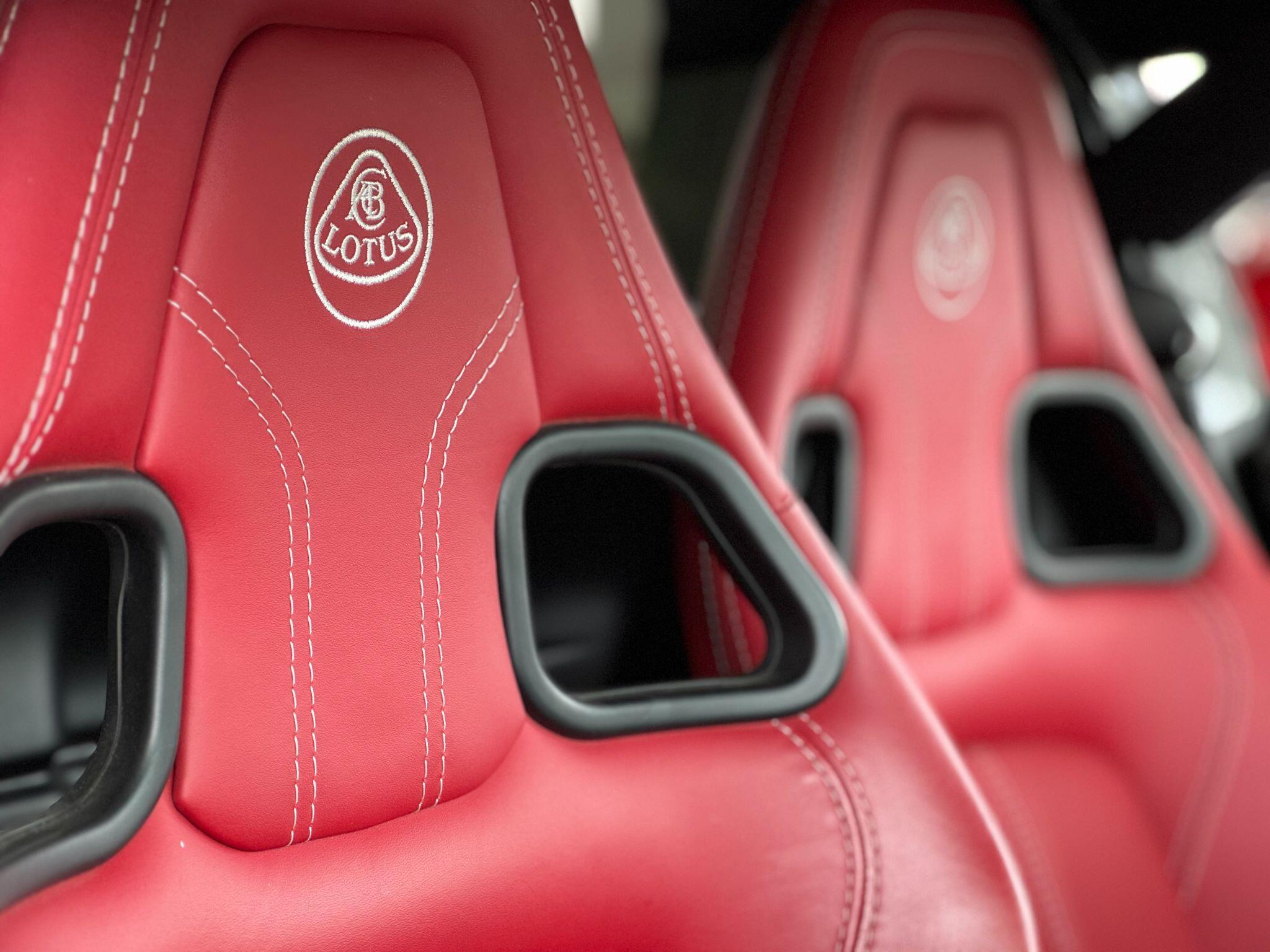Lotus Elise - Image 17