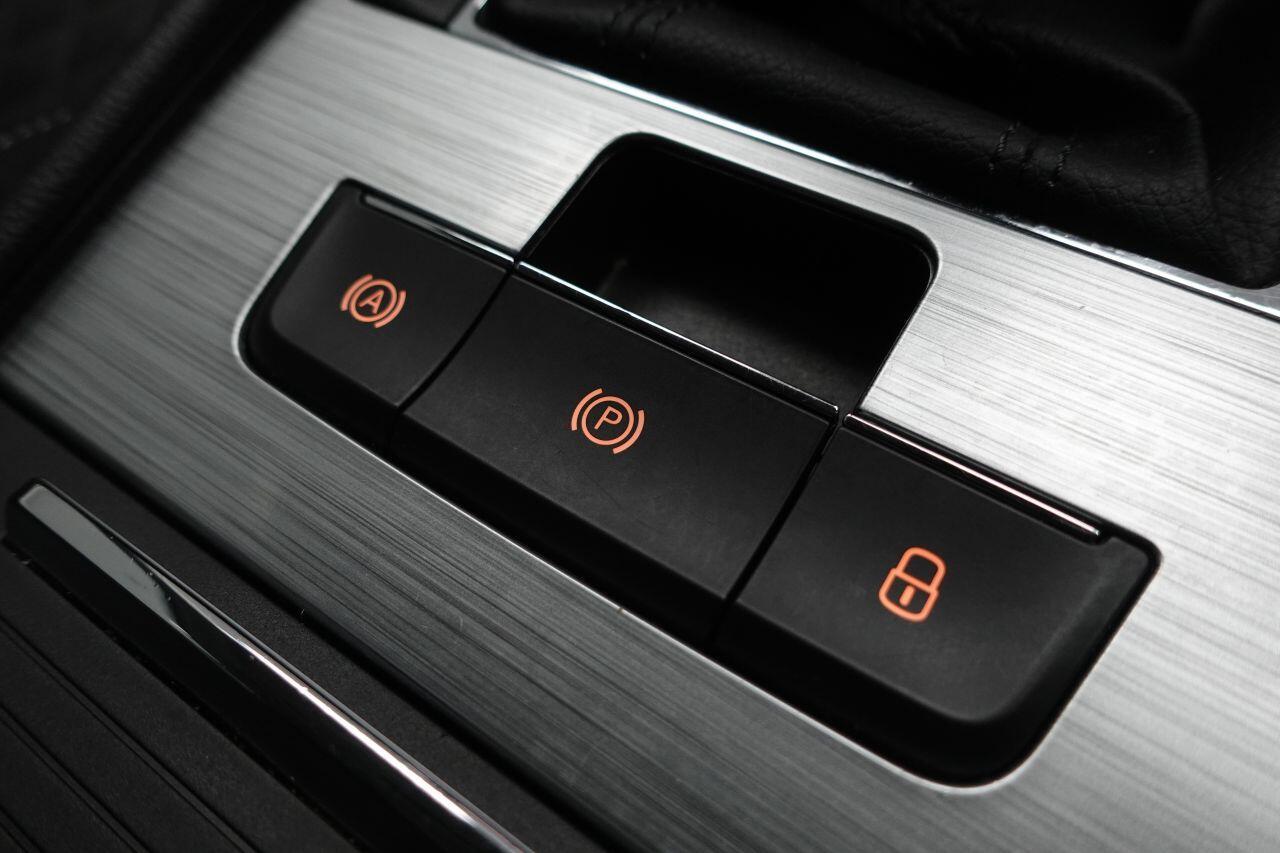 Skoda Superb - Image 25