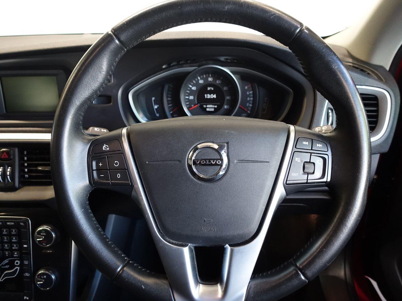 Volvo V40 - Image 3