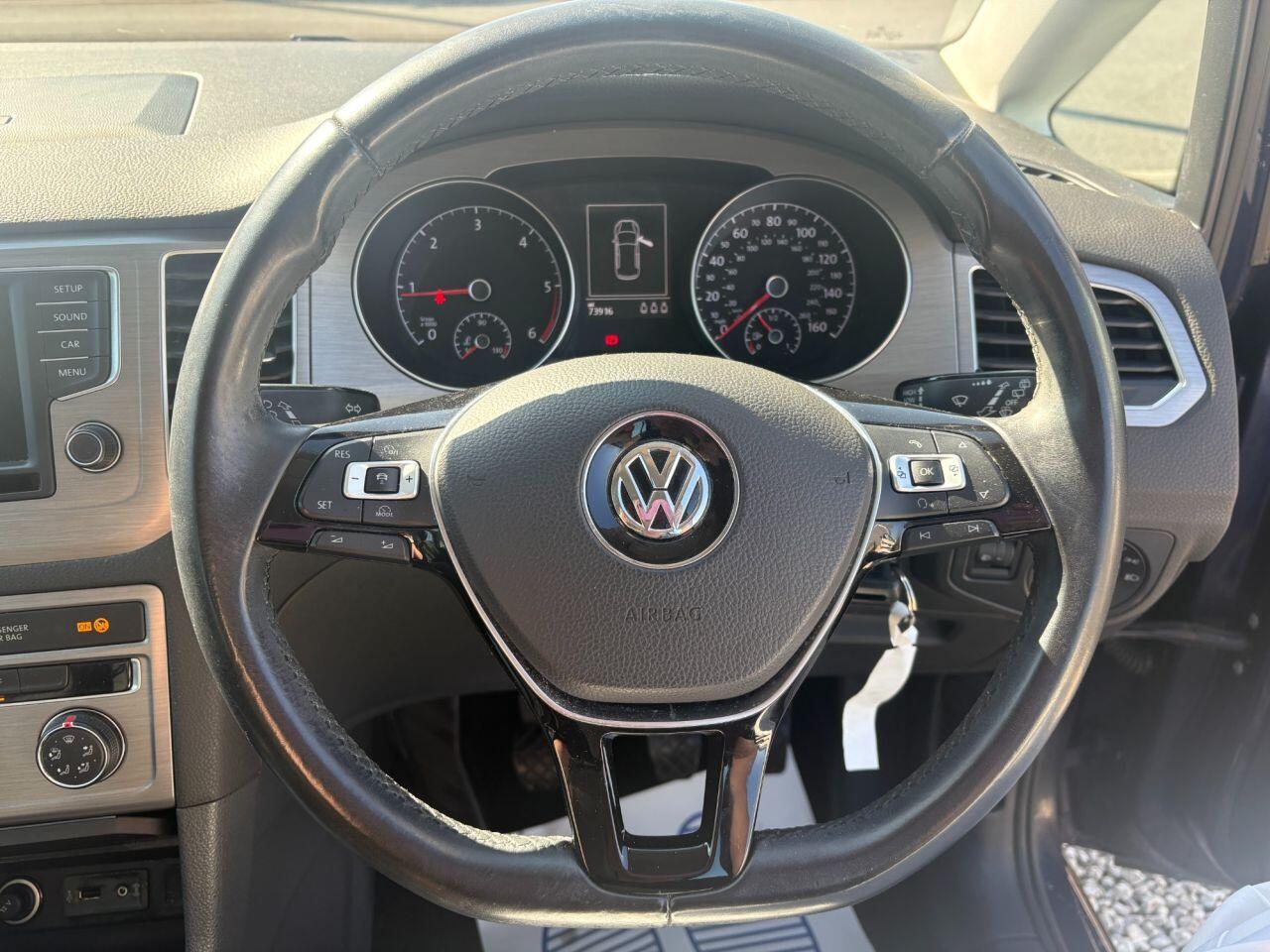 Volkswagen GOLF SV - Image 11