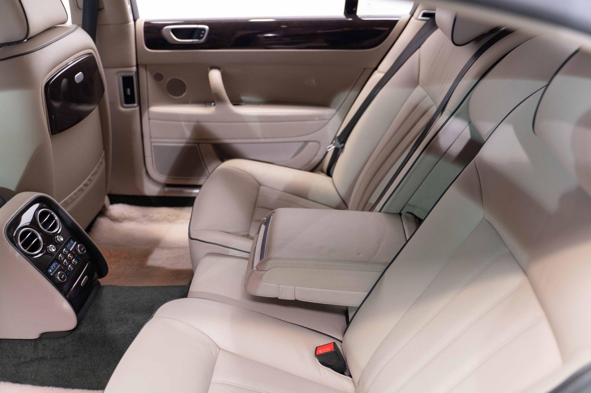 Bentley Continental - Image 18