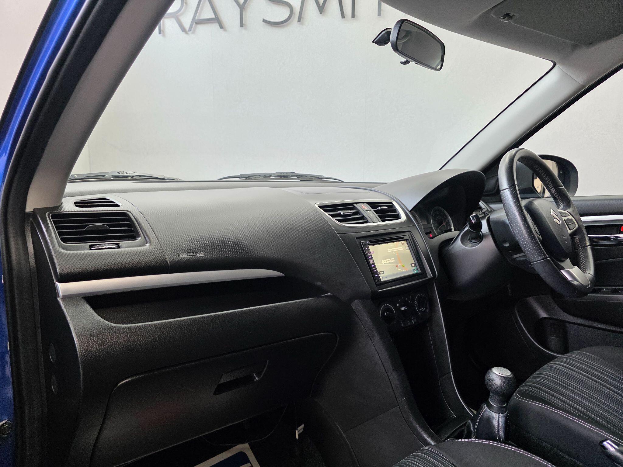 Suzuki Swift - Image 12