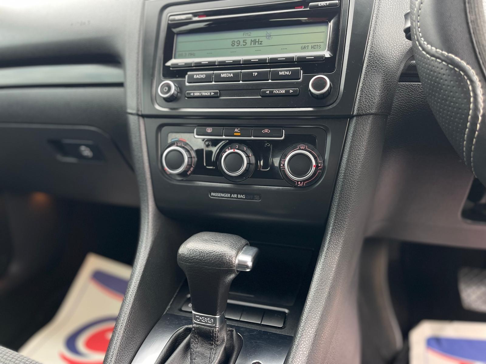 Volkswagen Golf - Image 9