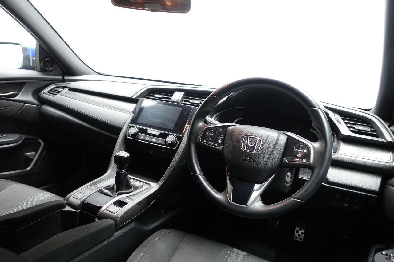 Honda Civic - Image 15