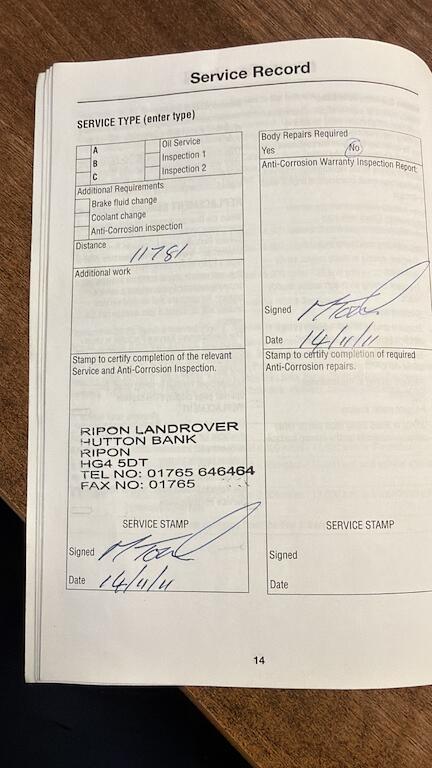 Land Rover Defender 110 - Image 10