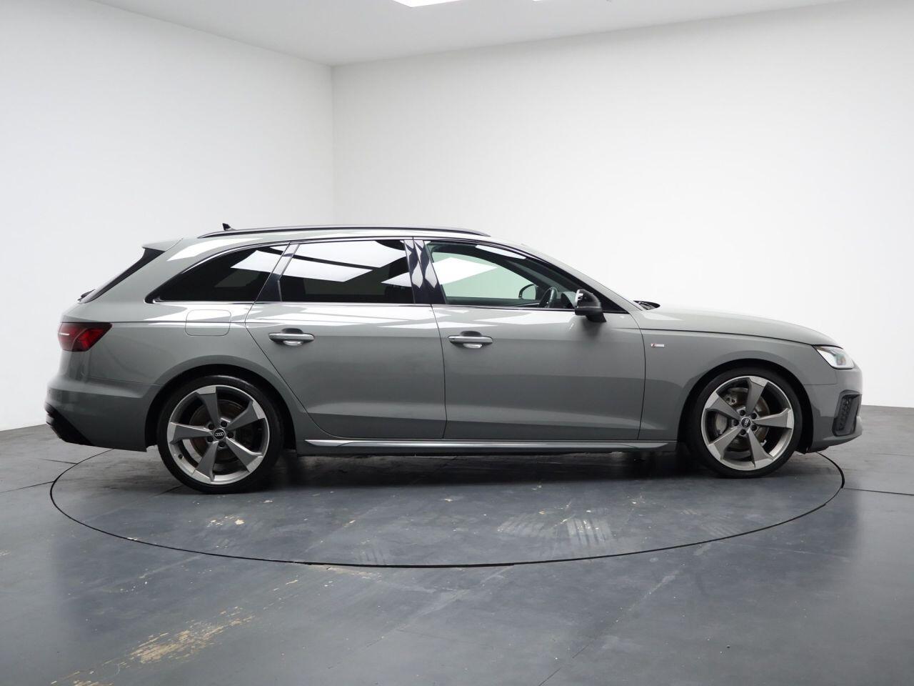 Audi A4 Avant - Image 8