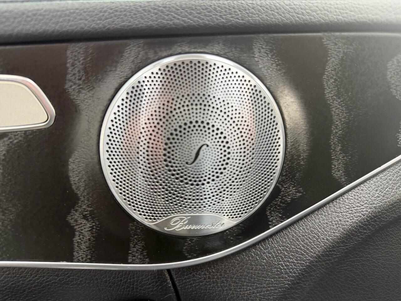 Mercedes C-Class - Image 27