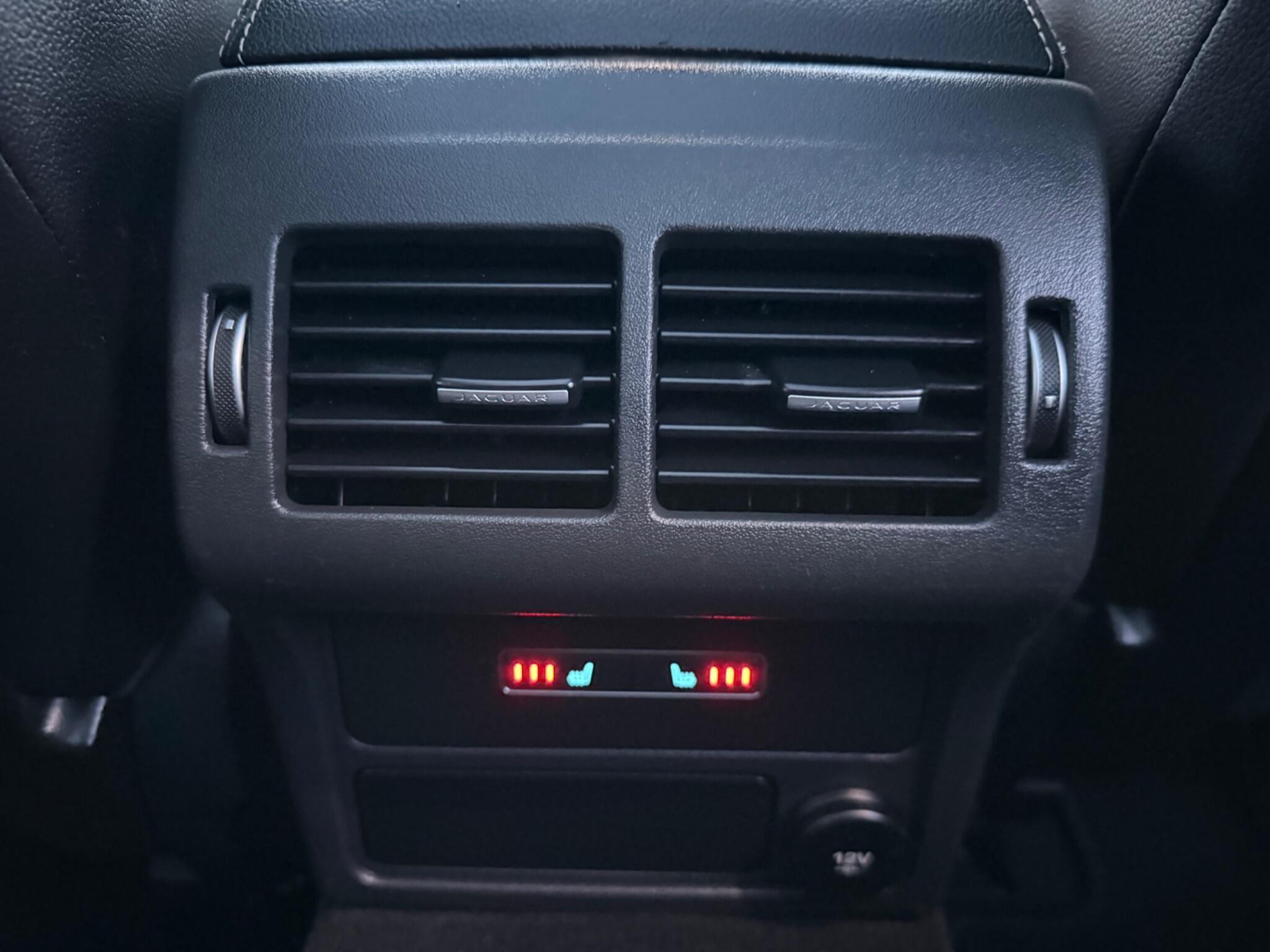 Jaguar XF - Image 67