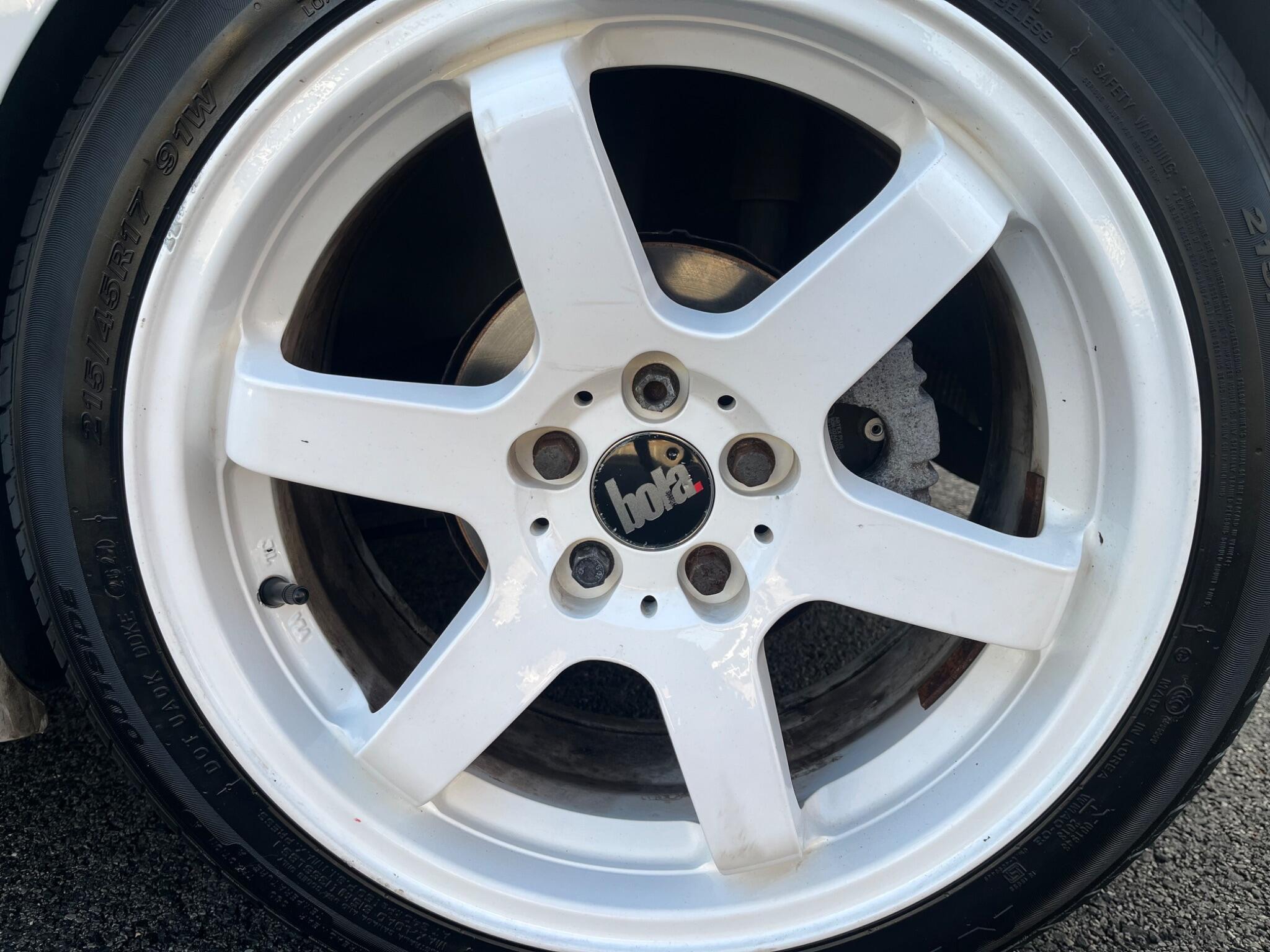 Volkswagen Polo - Image 13