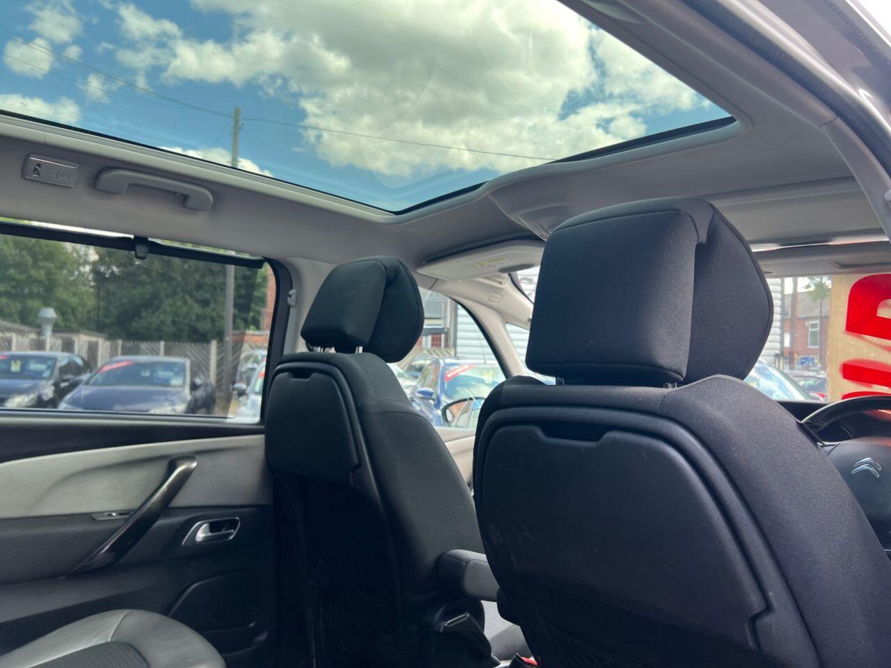 Citroen Grand C4 Picasso - Image 19