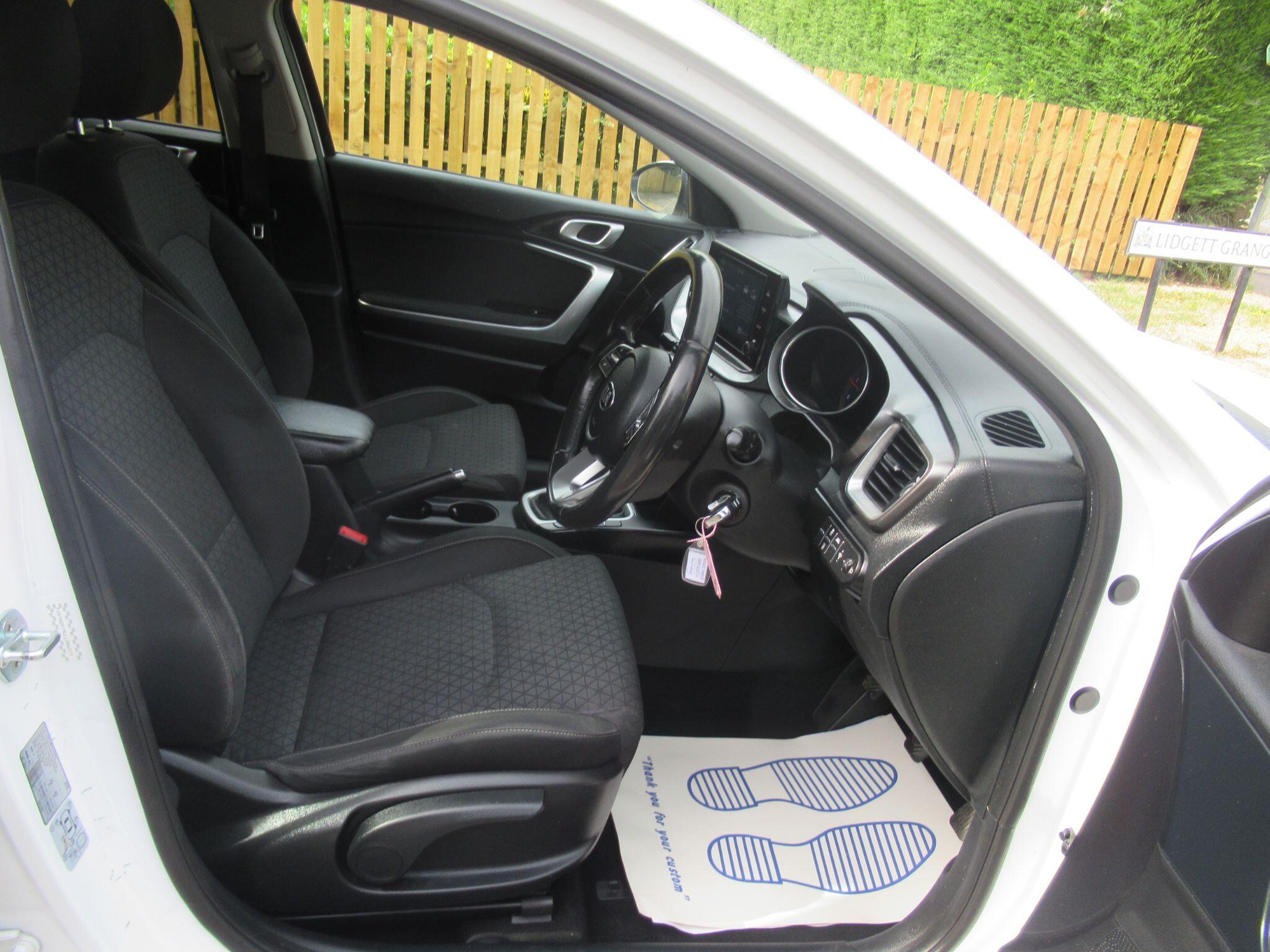 Kia ceed - Image 18