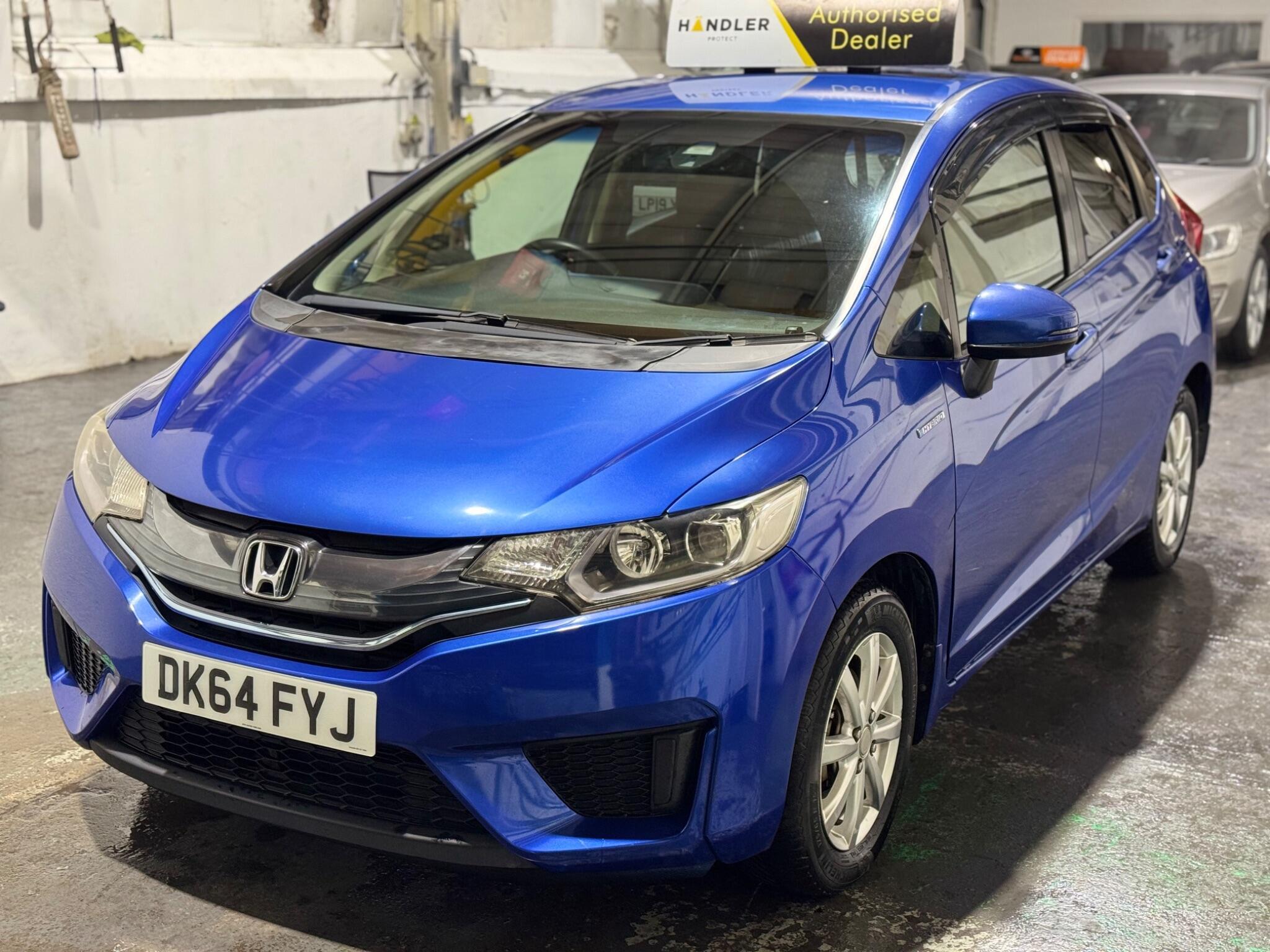 Honda FIT - Image 16