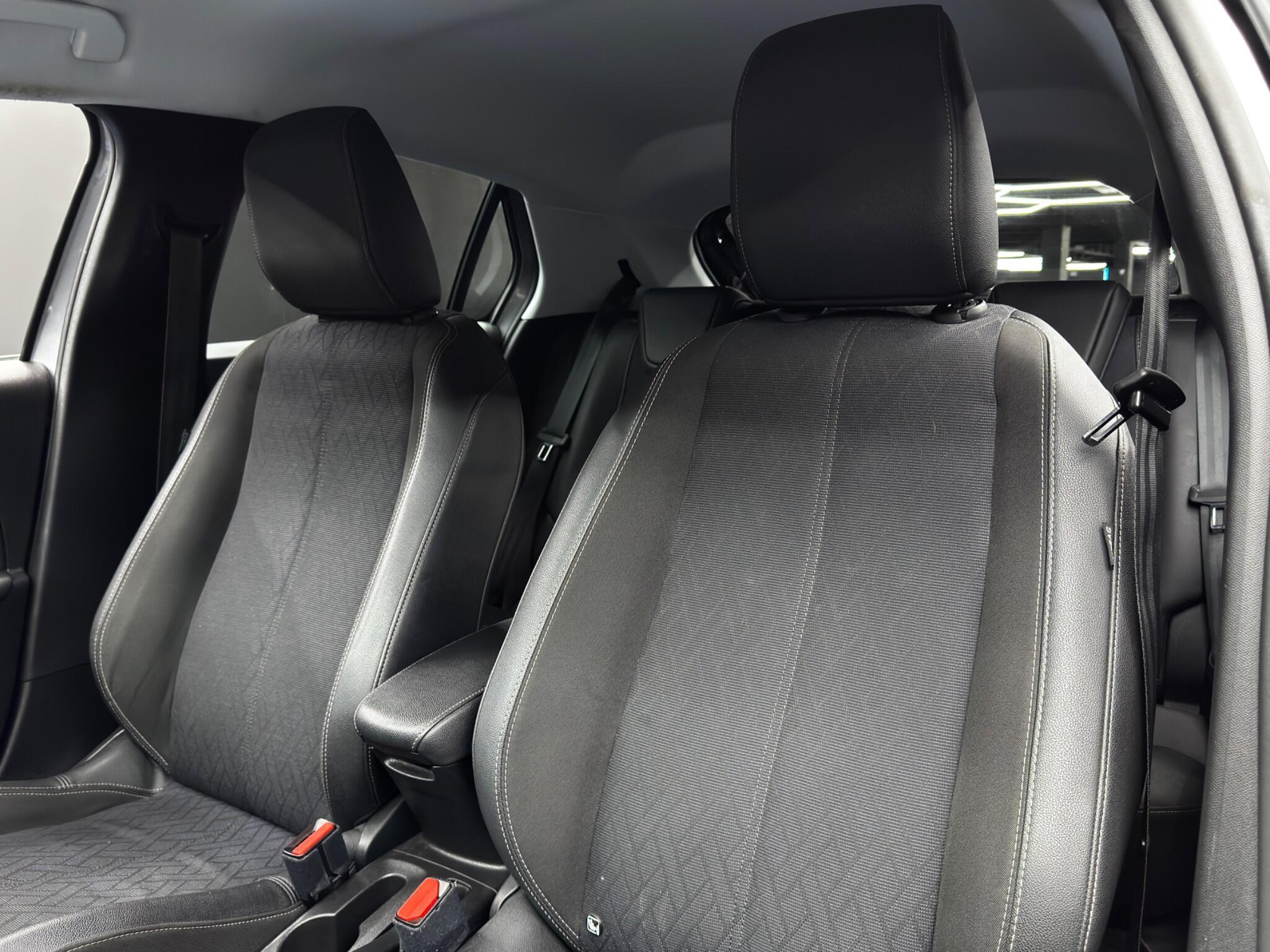 Vauxhall Corsa - Image 13