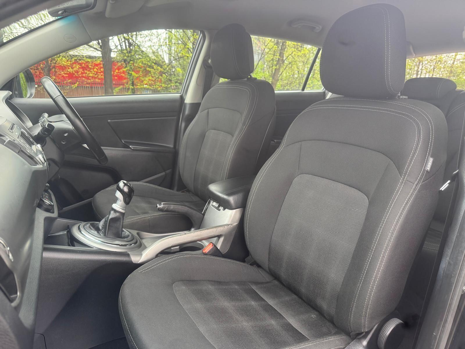 Kia Sportage - Image 40