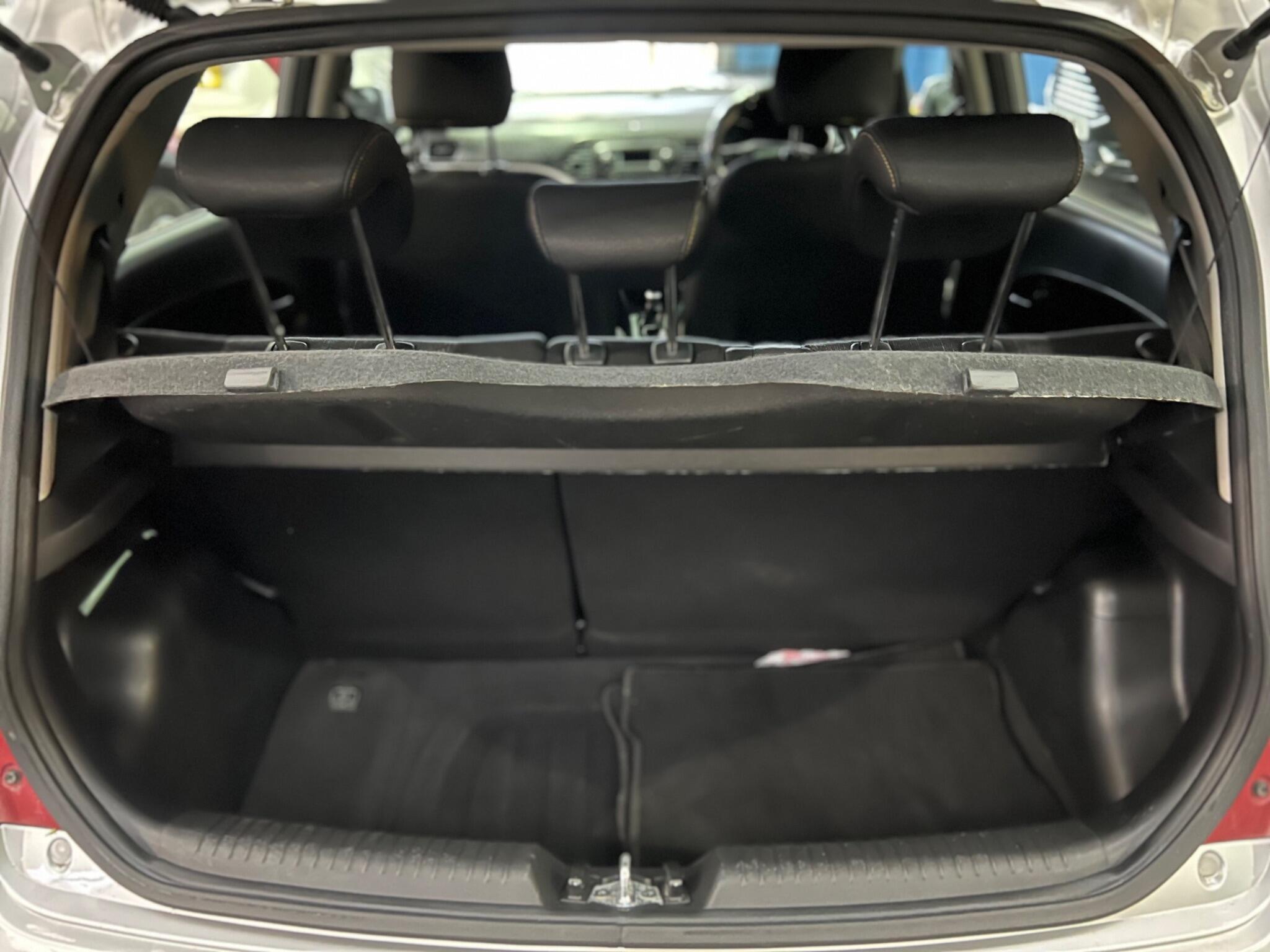 Kia Picanto - Image 7