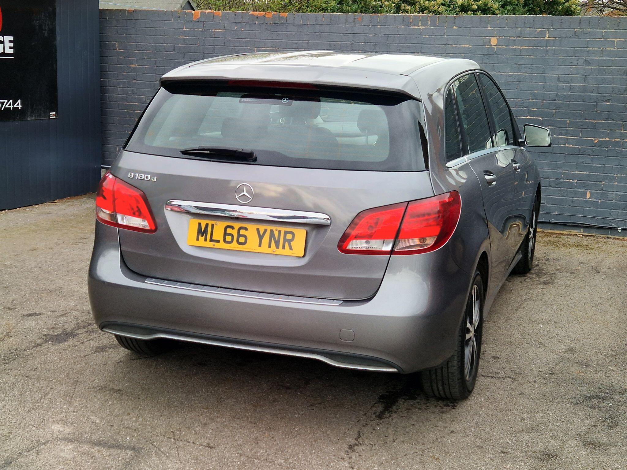 Mercedes B Class - Image 11