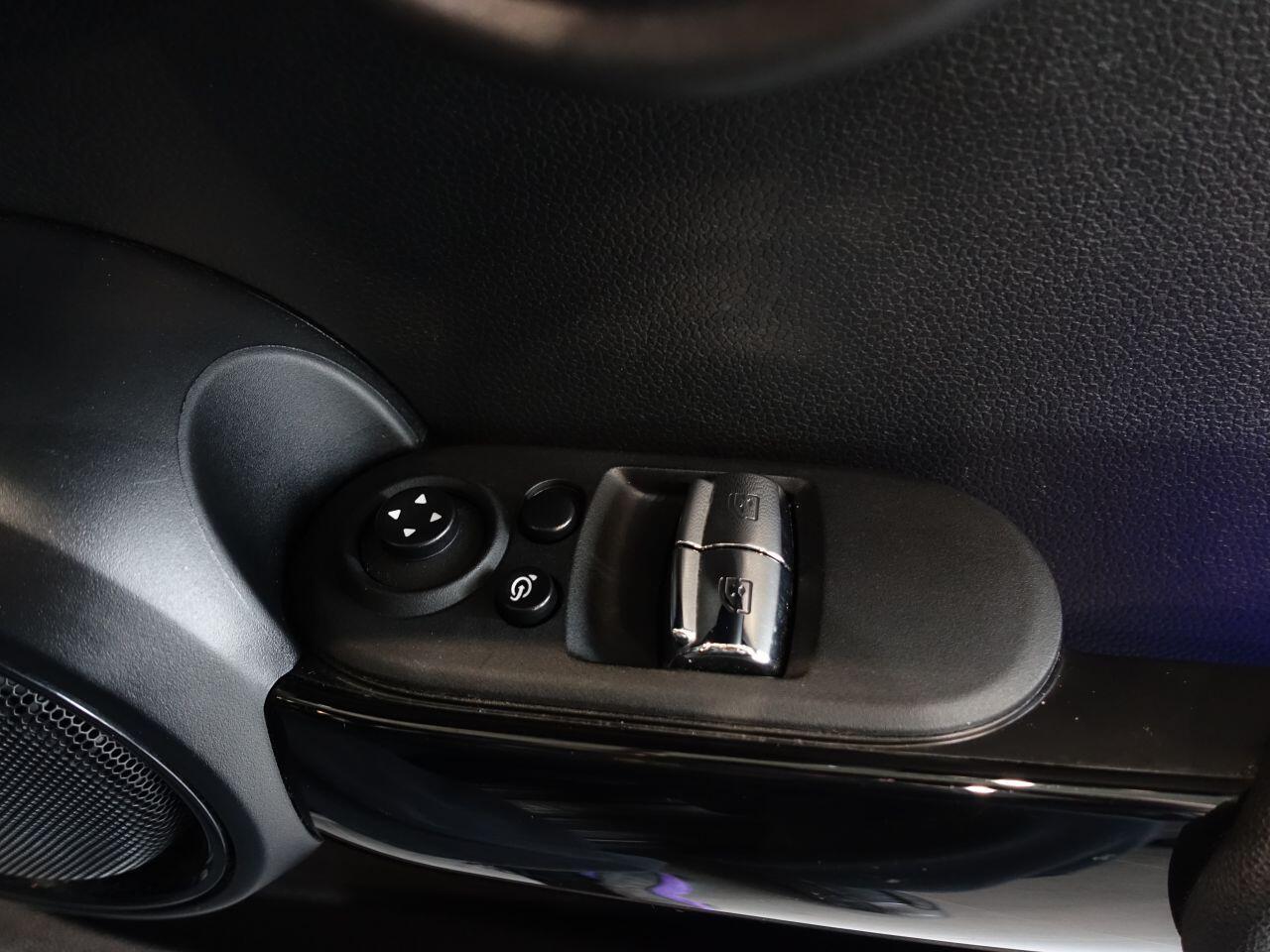 MINI Electric Hatch - Image 27