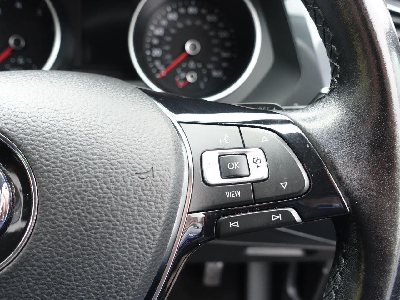 Volkswagen Tiguan - Image 16