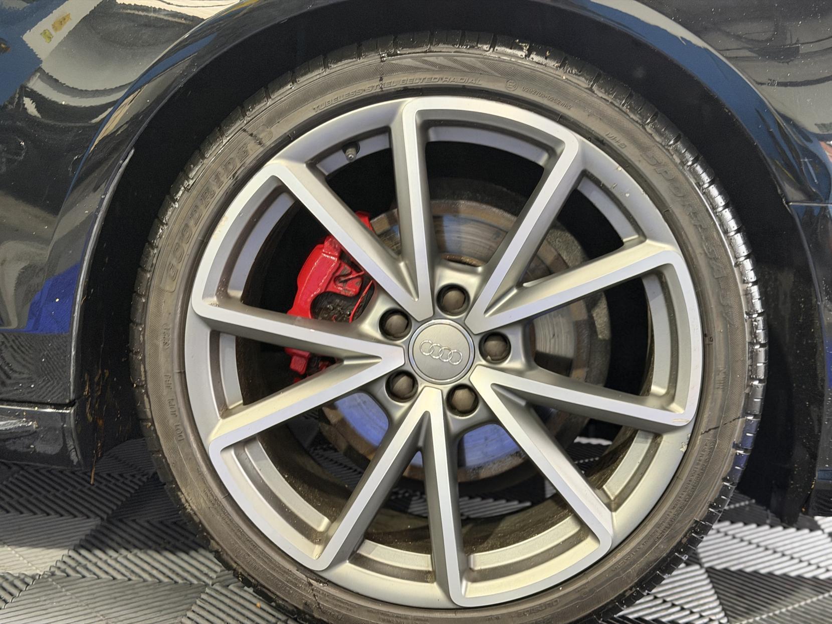 Audi A4 - Image 16