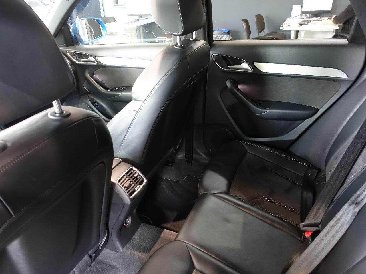 Audi Q3 - Image 18