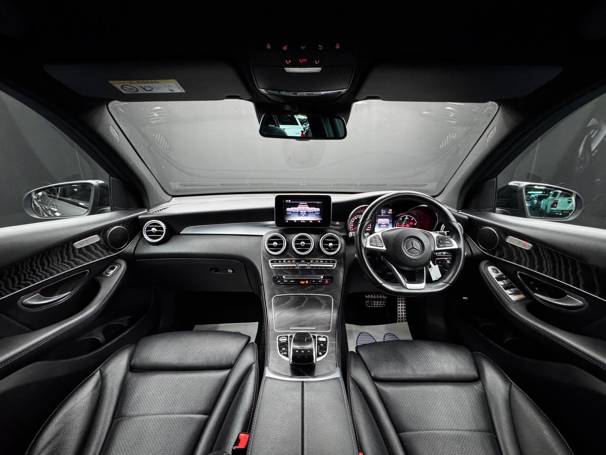 Mercedes GLC - Image 17