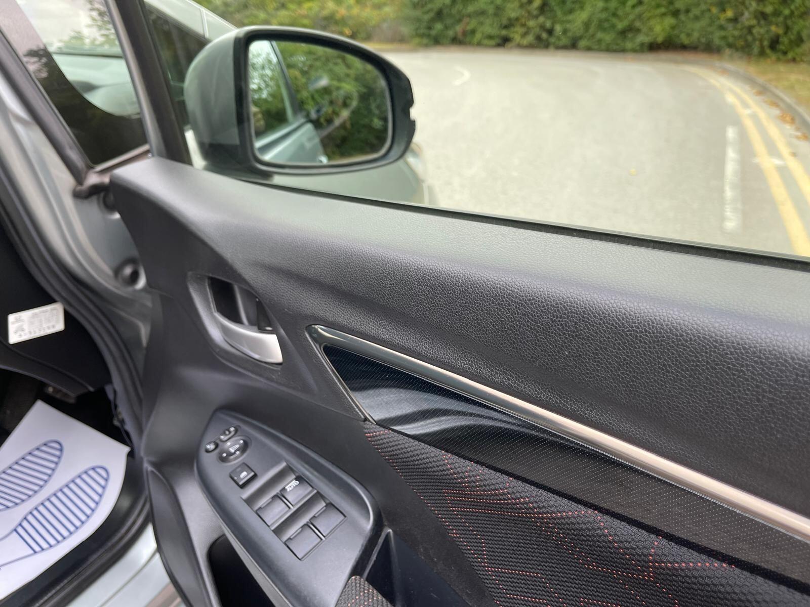 Honda FIT - Image 52