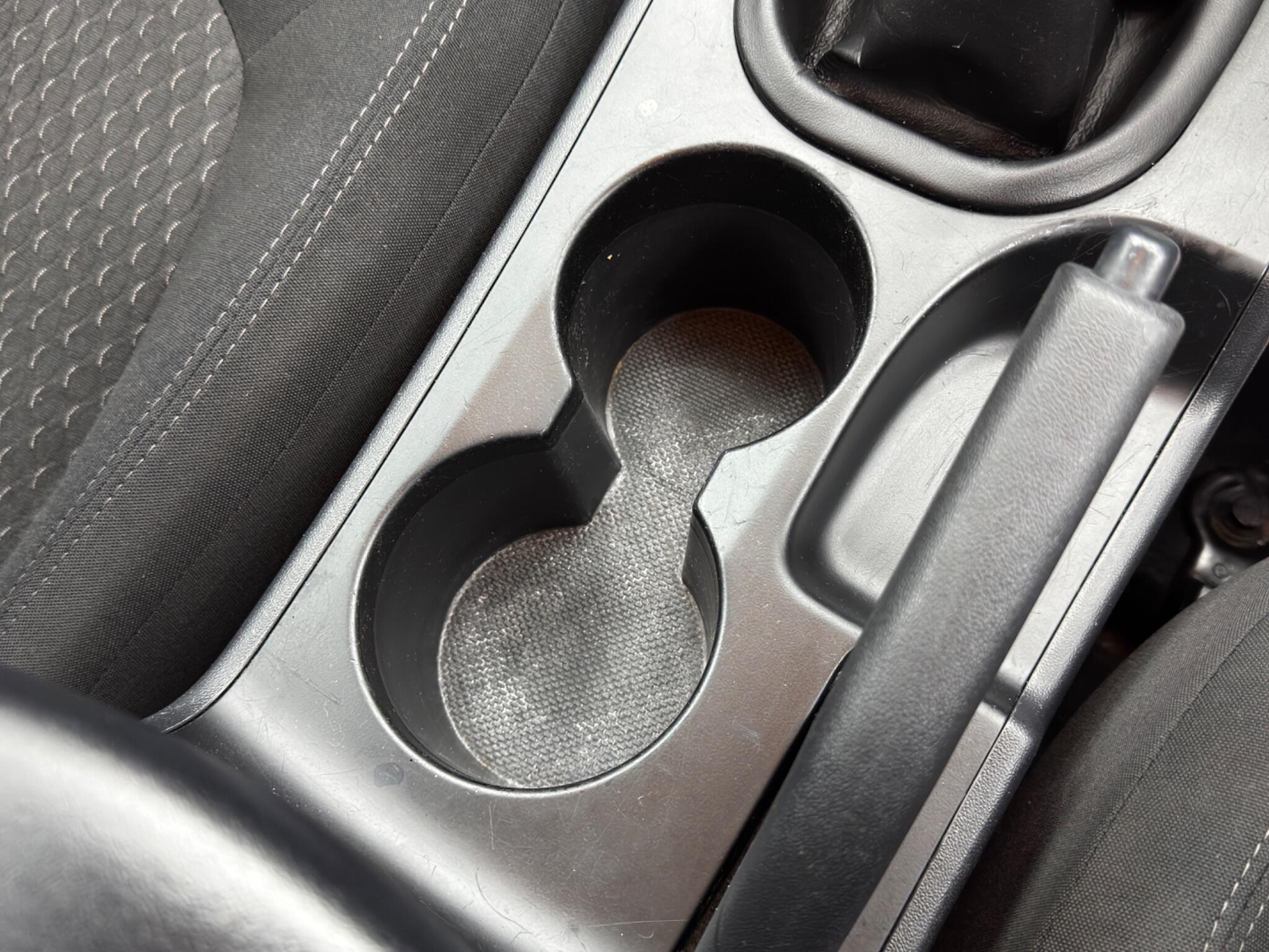 Hyundai ix35 - Image 24