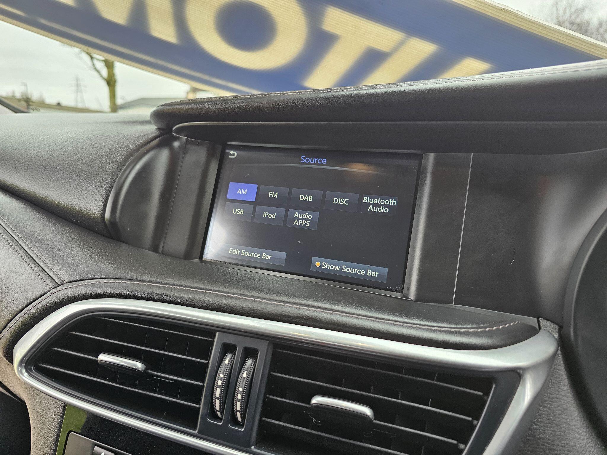 Infiniti Q30 - Image 34