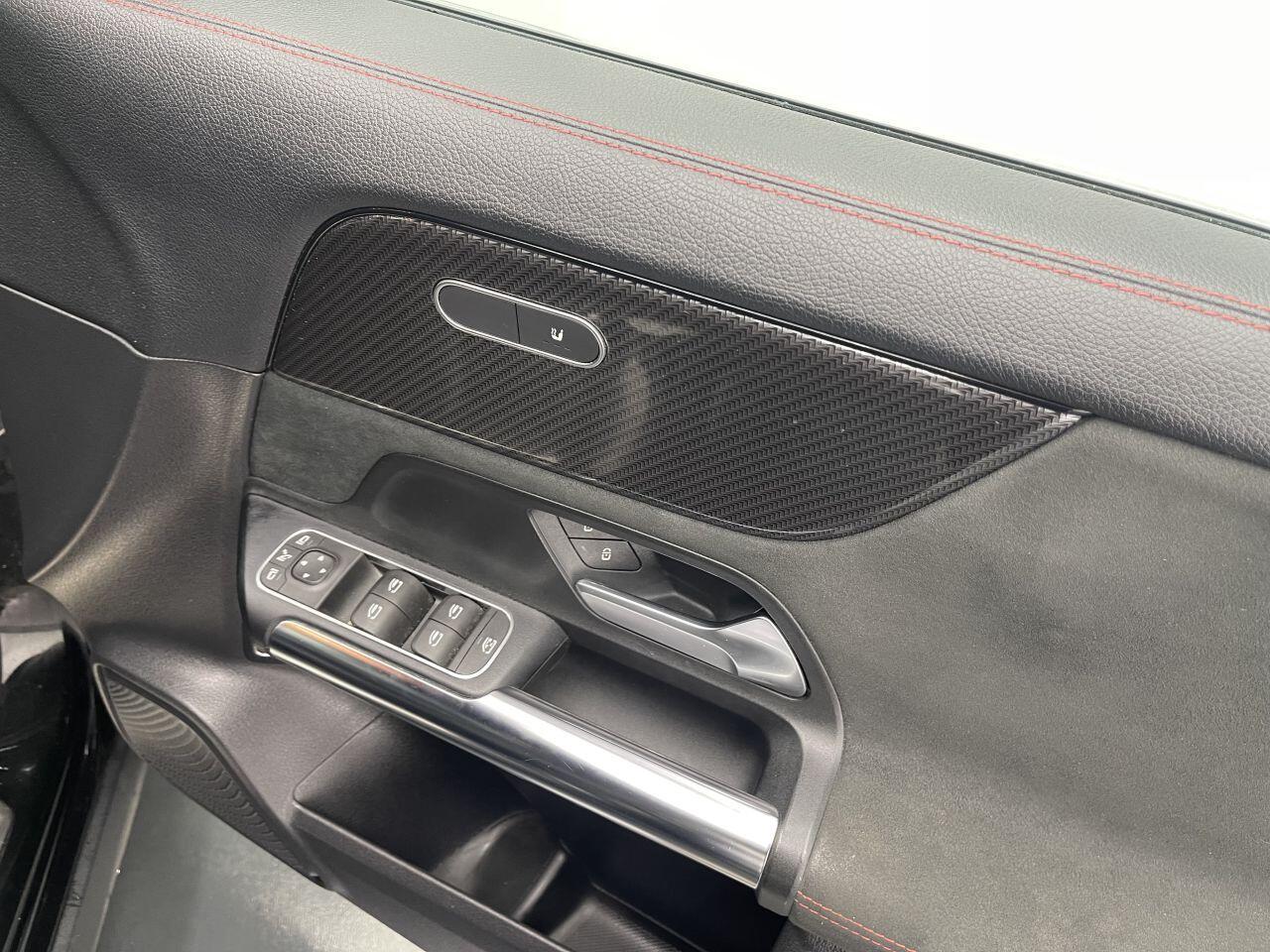 Mercedes GLA - Image 24