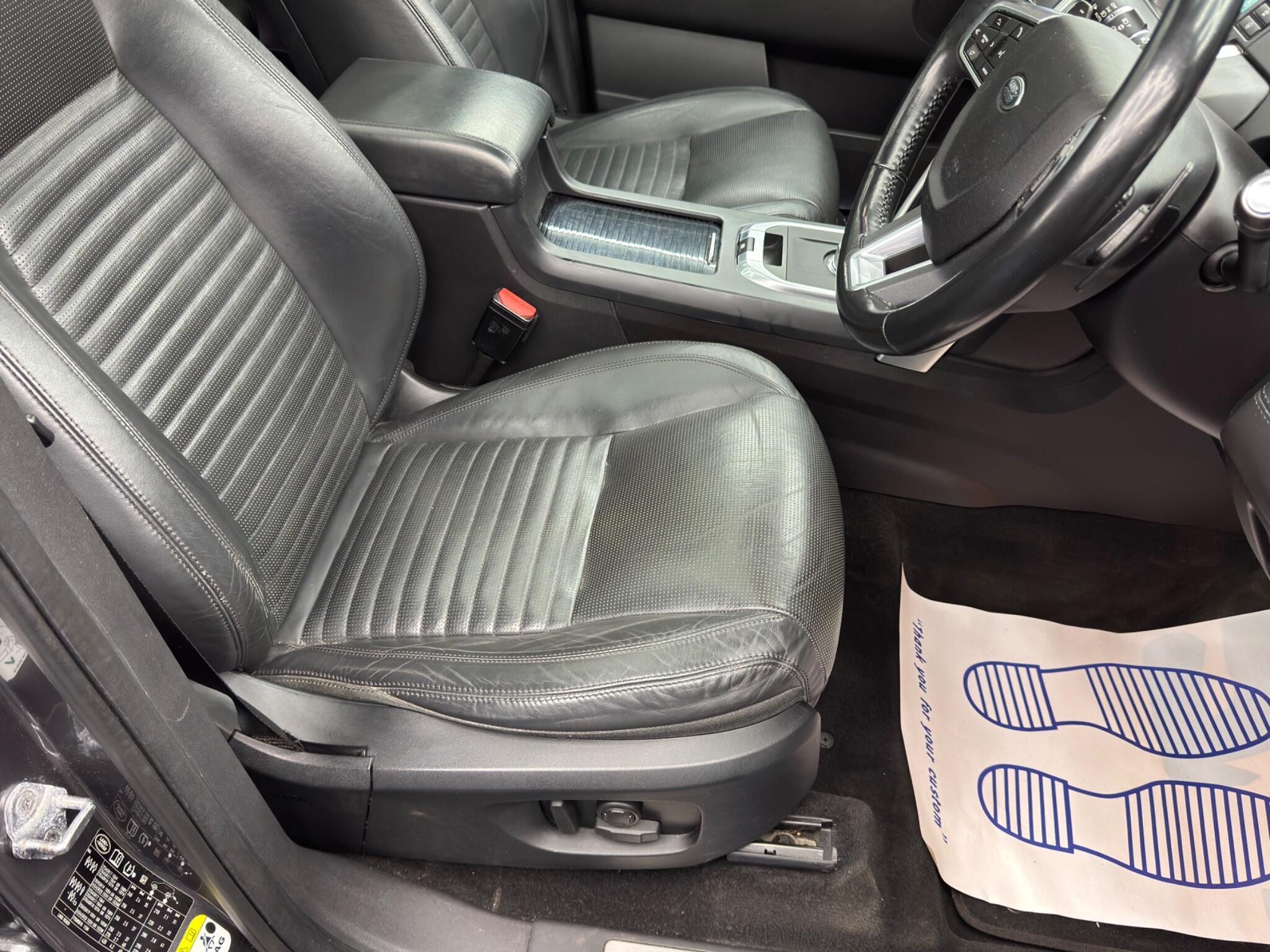 Land Rover DISCOVERY SPORT - Image 13
