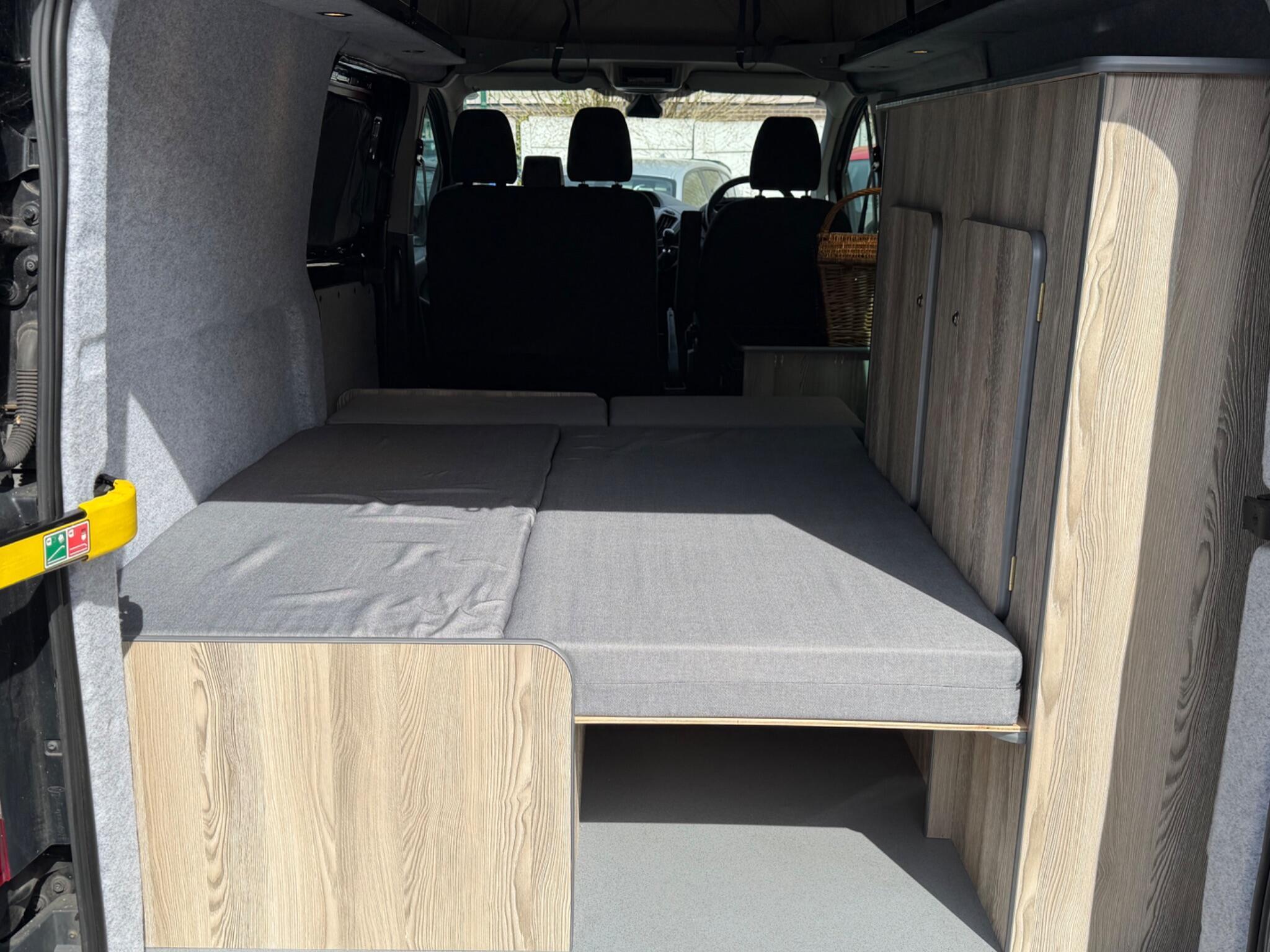 Ford Transit Custom - Image 25