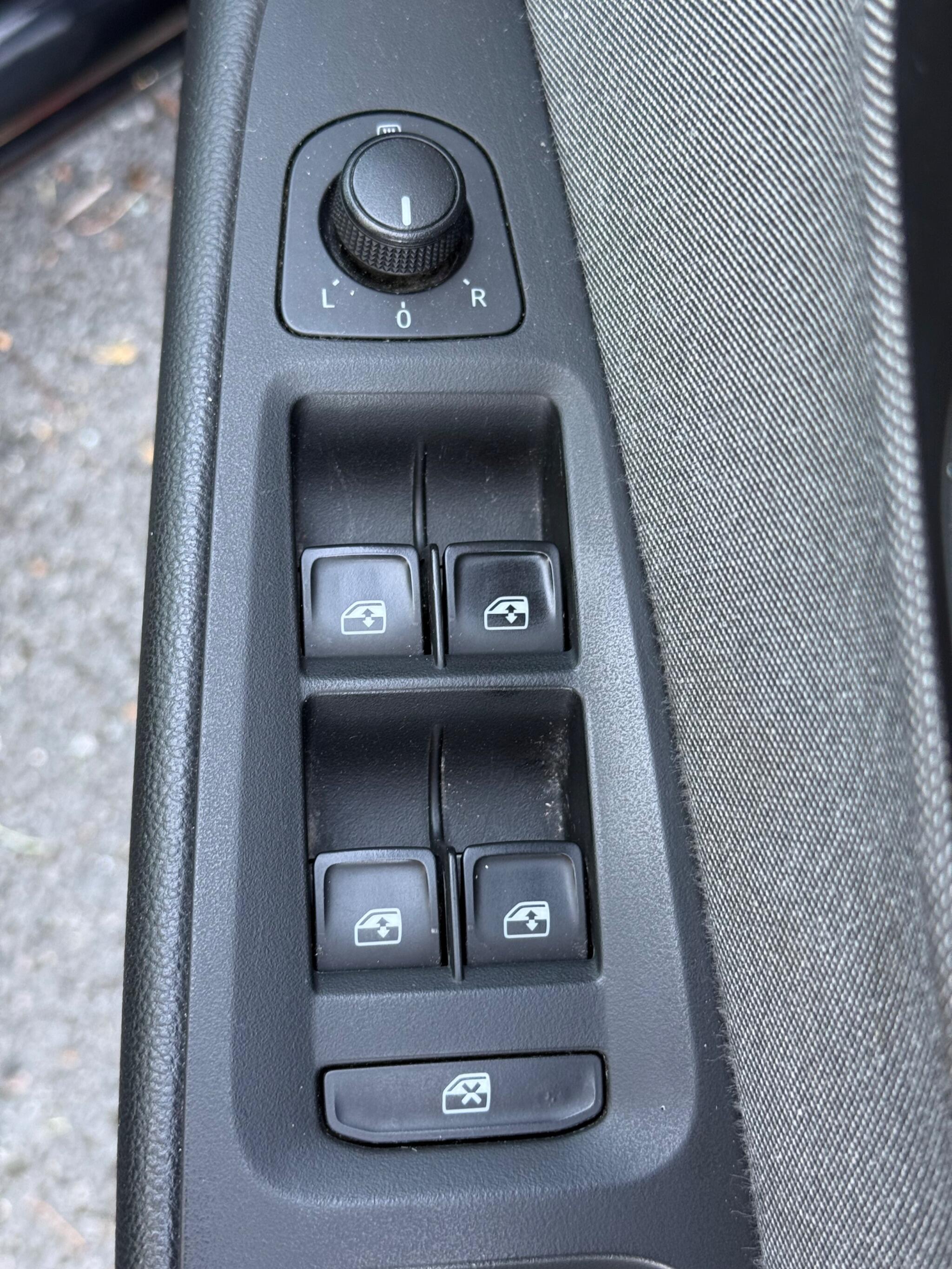 SEAT Leon - Image 18
