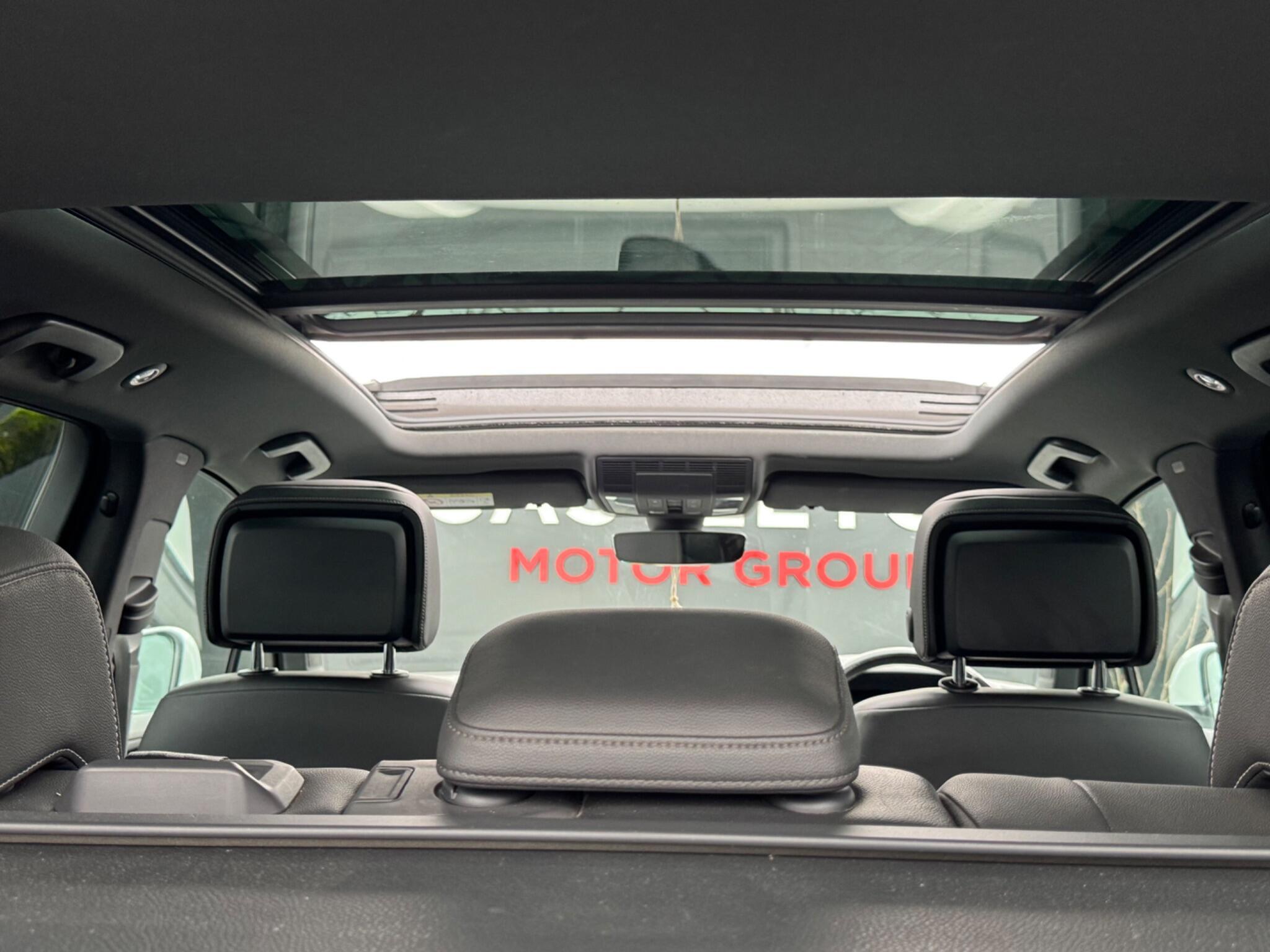 Volkswagen Touareg - Image 68