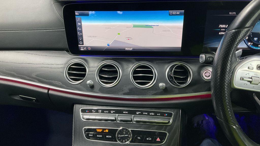 Mercedes-benz E-CLASS - Image 2