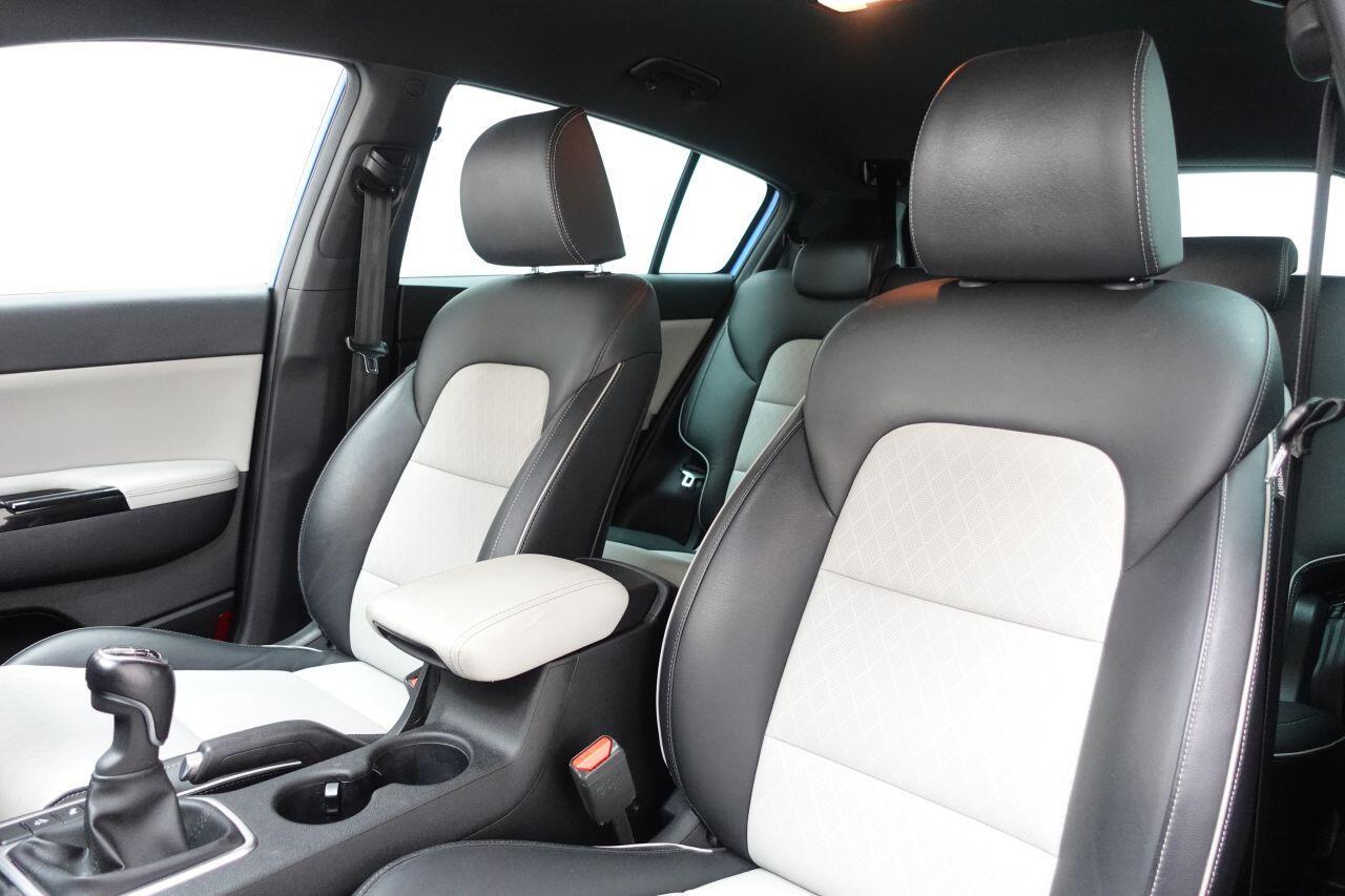 Kia Sportage - Image 17