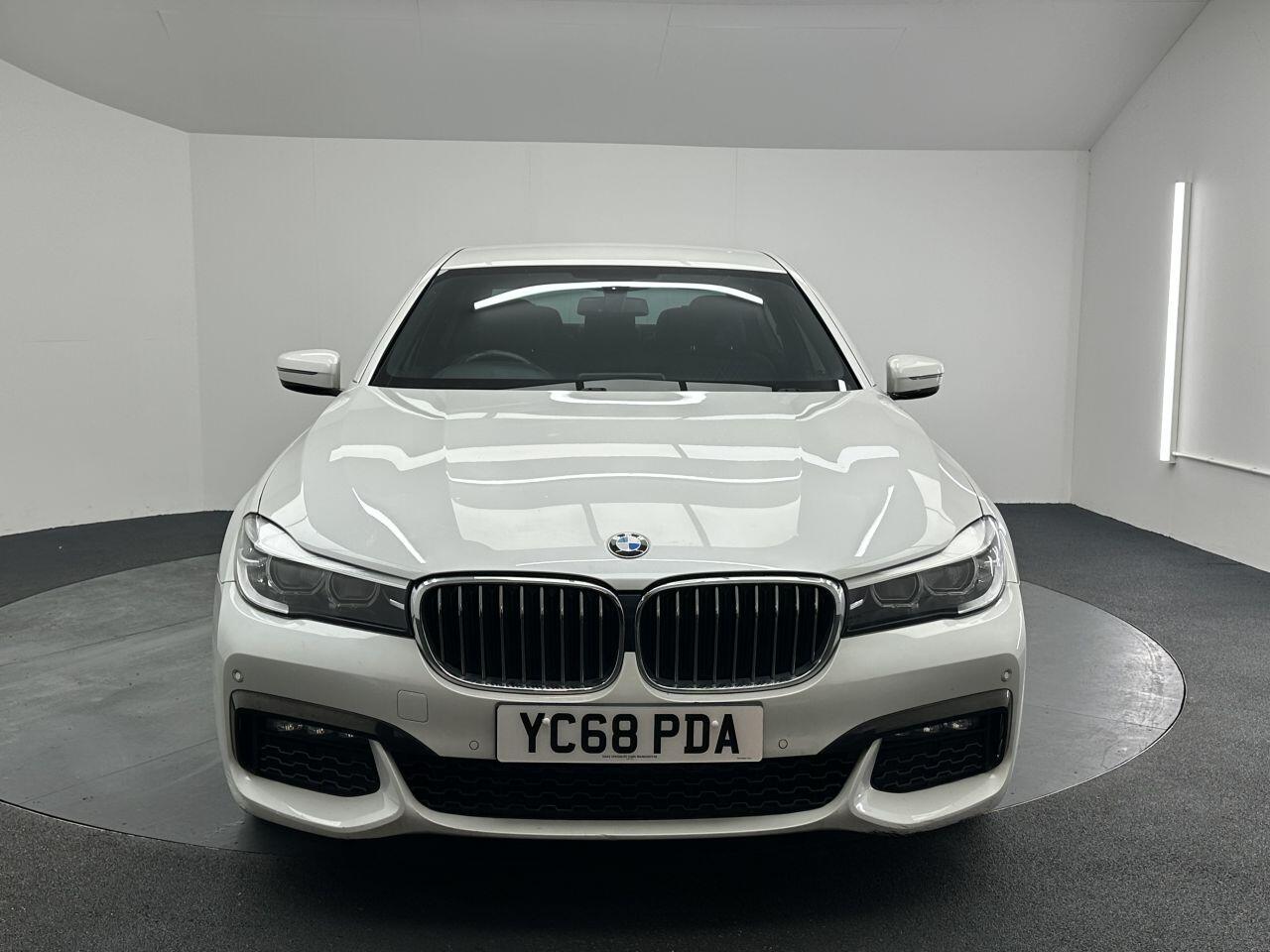 BMW 7 Series - Image 5