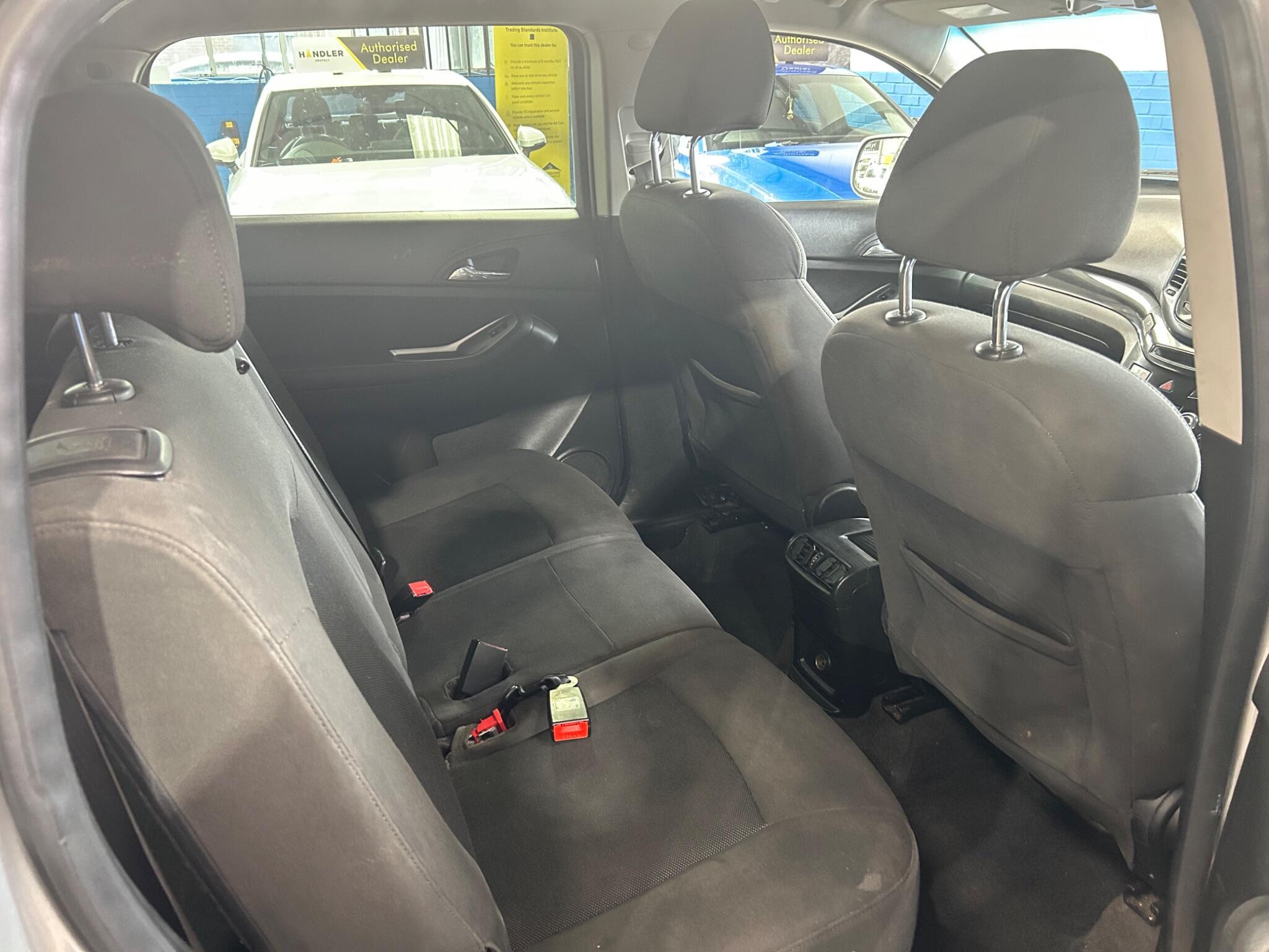 Chevrolet Orlando - Image 17