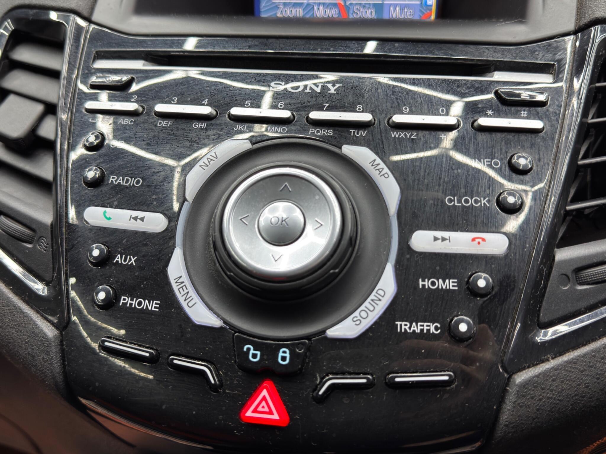 Ford Fiesta - Image 27