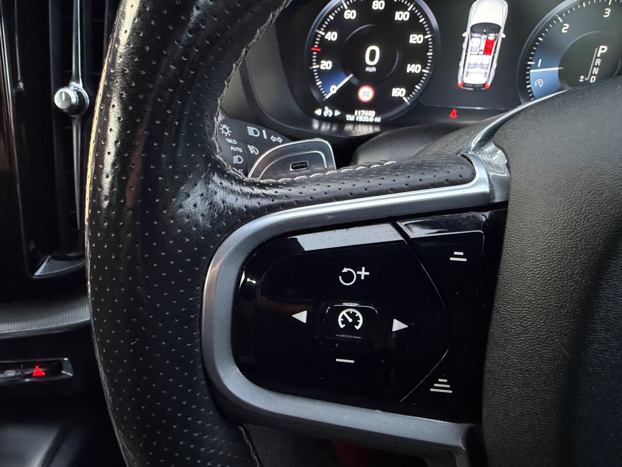 Volvo XC60 - Image 59