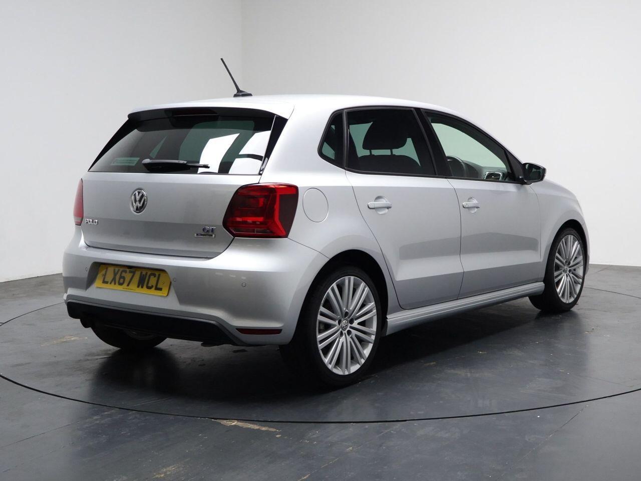 Volkswagen Polo - Image 12