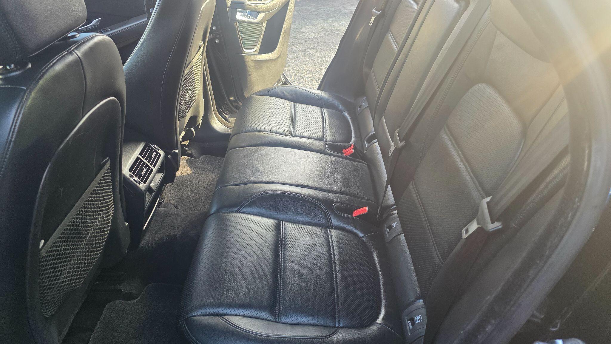 Jaguar E-Pace - Image 38